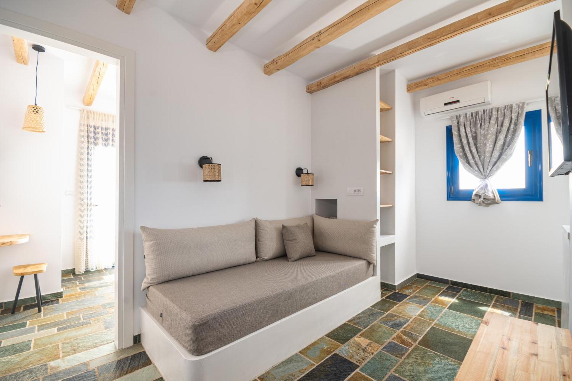 Bella Vista Stegna Aparthotel 3*