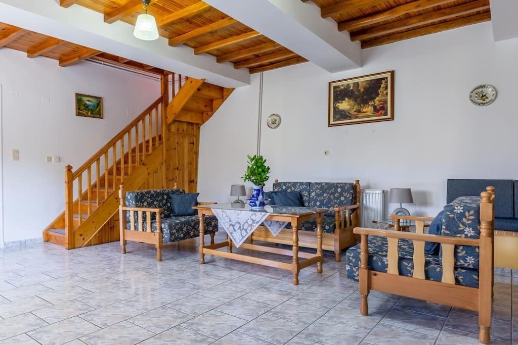 Avgeri Villa Skopelos Town