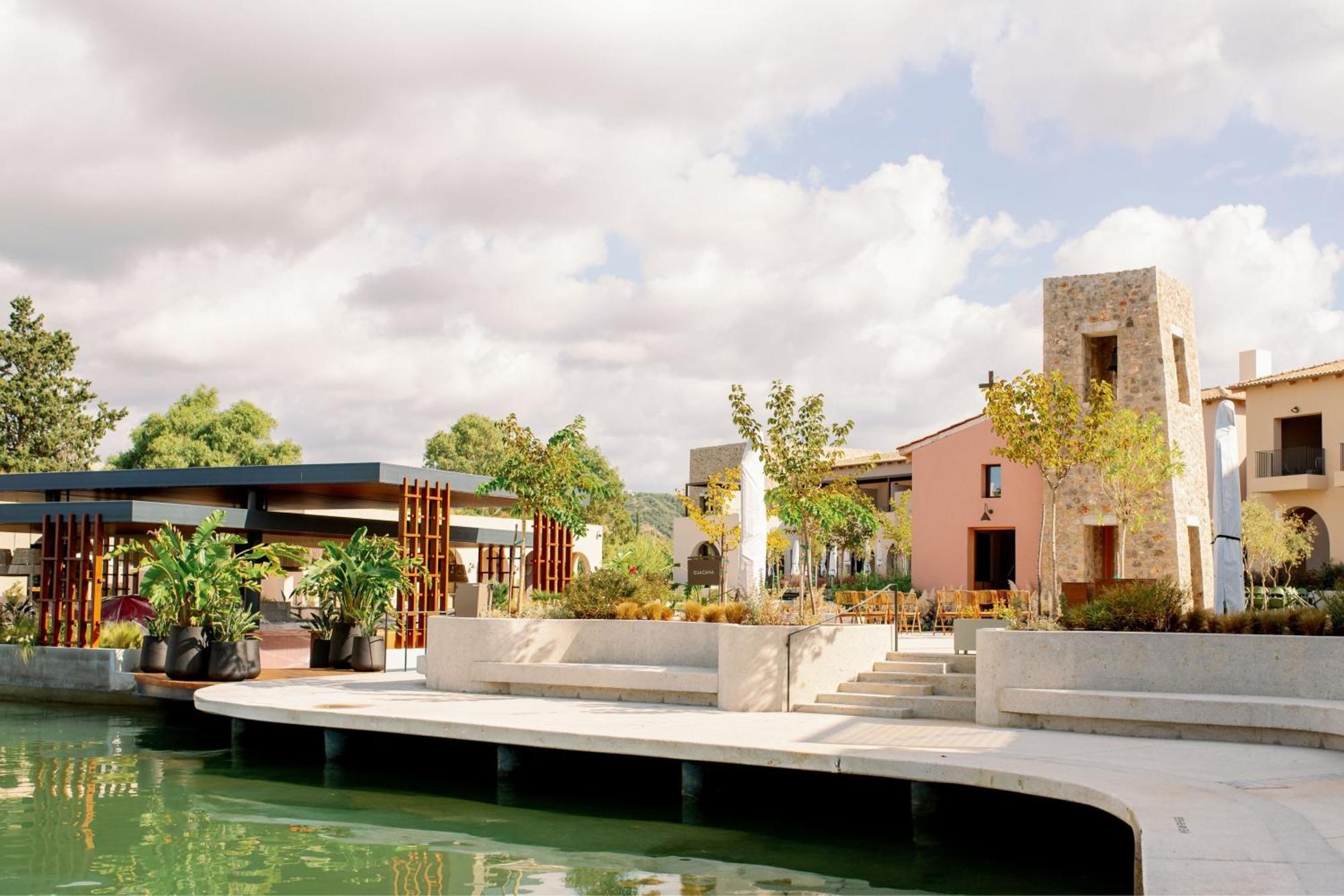 Hotel W Costa Navarino (adults Only) 5*