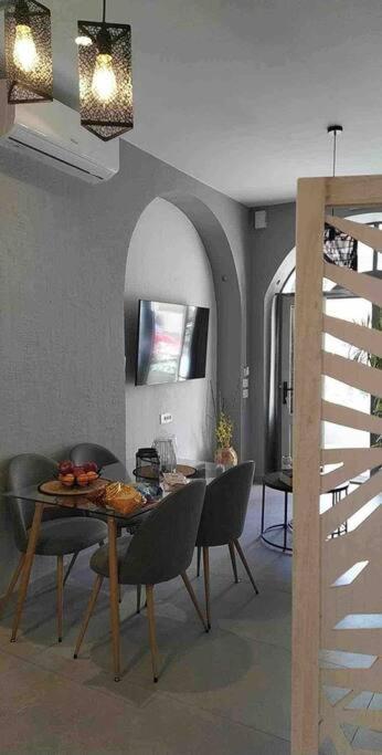 Antoniou Santorini Luxury Apartment Fira (Santorini)