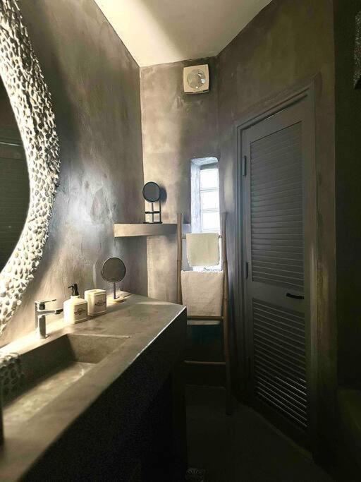 Antoniou Santorini Luxury Apartment