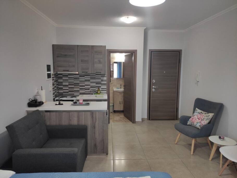 Varkaris 3 Apartment *