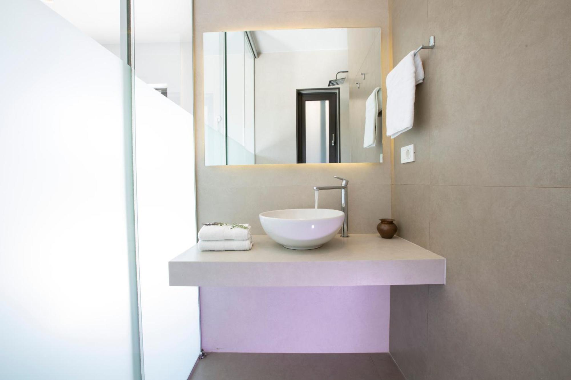Villa Kastos - Stylish Luxury With Direct Sea Access *