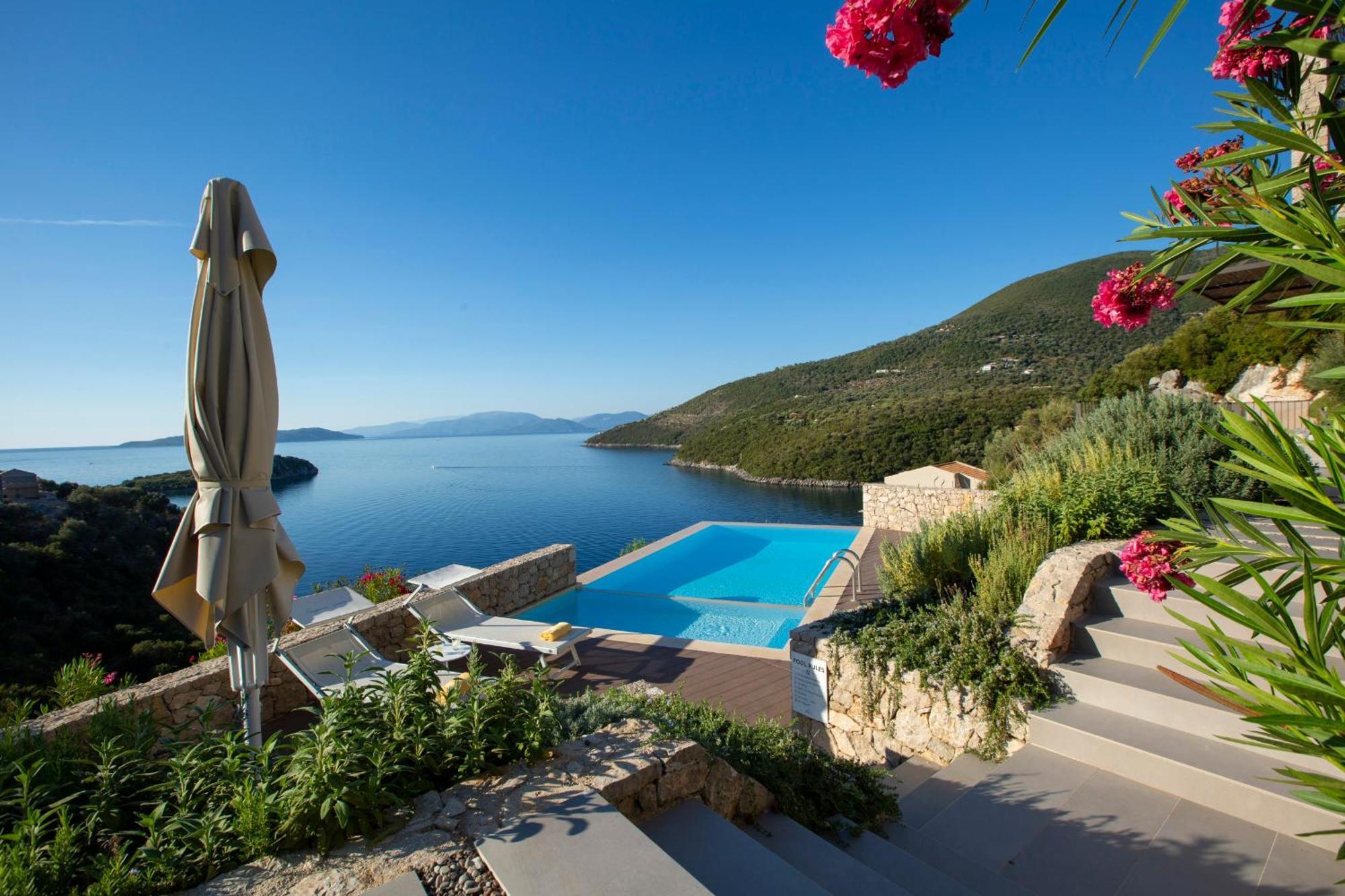 Villa Kastos - Stylish Luxury With Direct Sea Access *