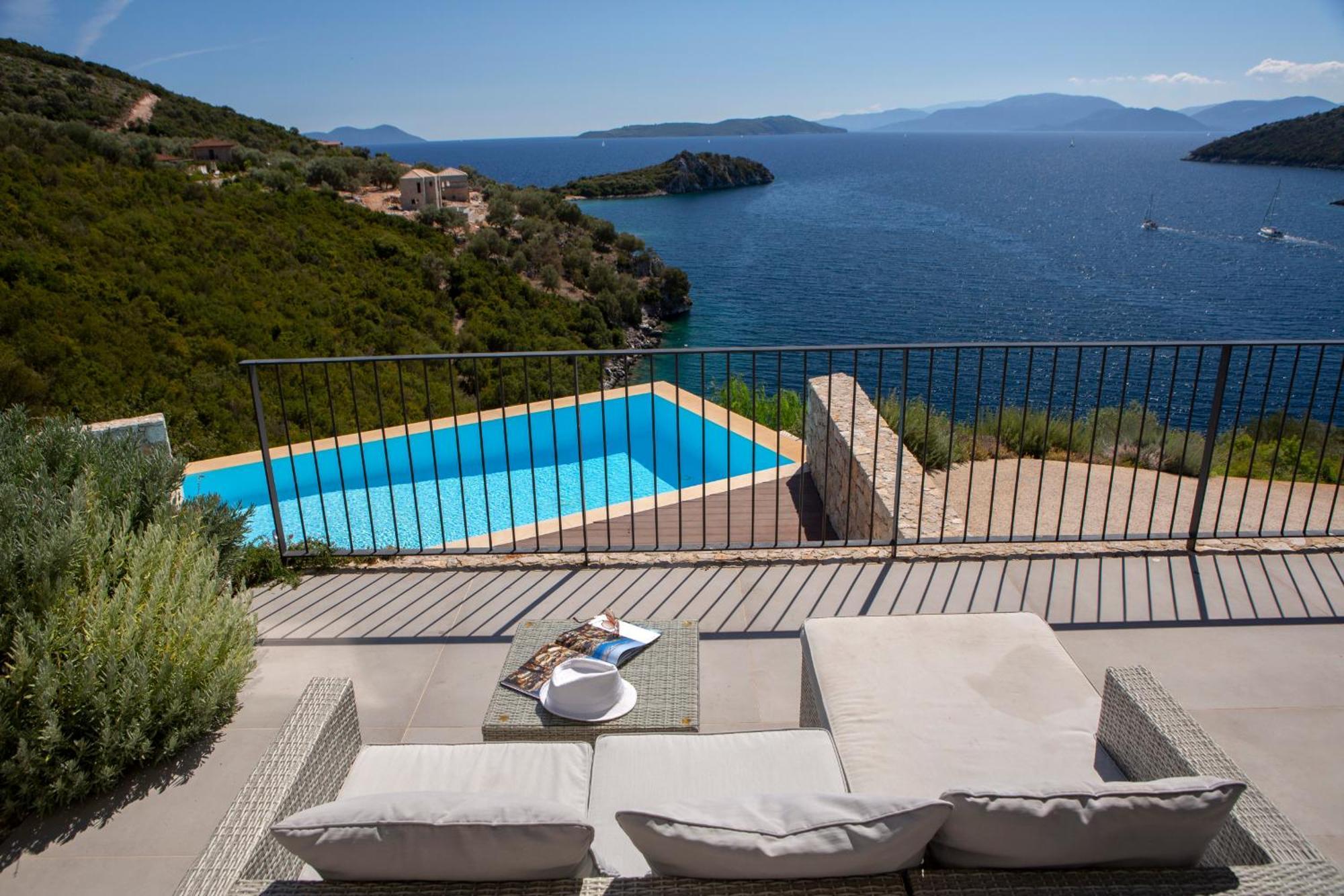 Kastos - Stylish Luxury With Direct Sea Access