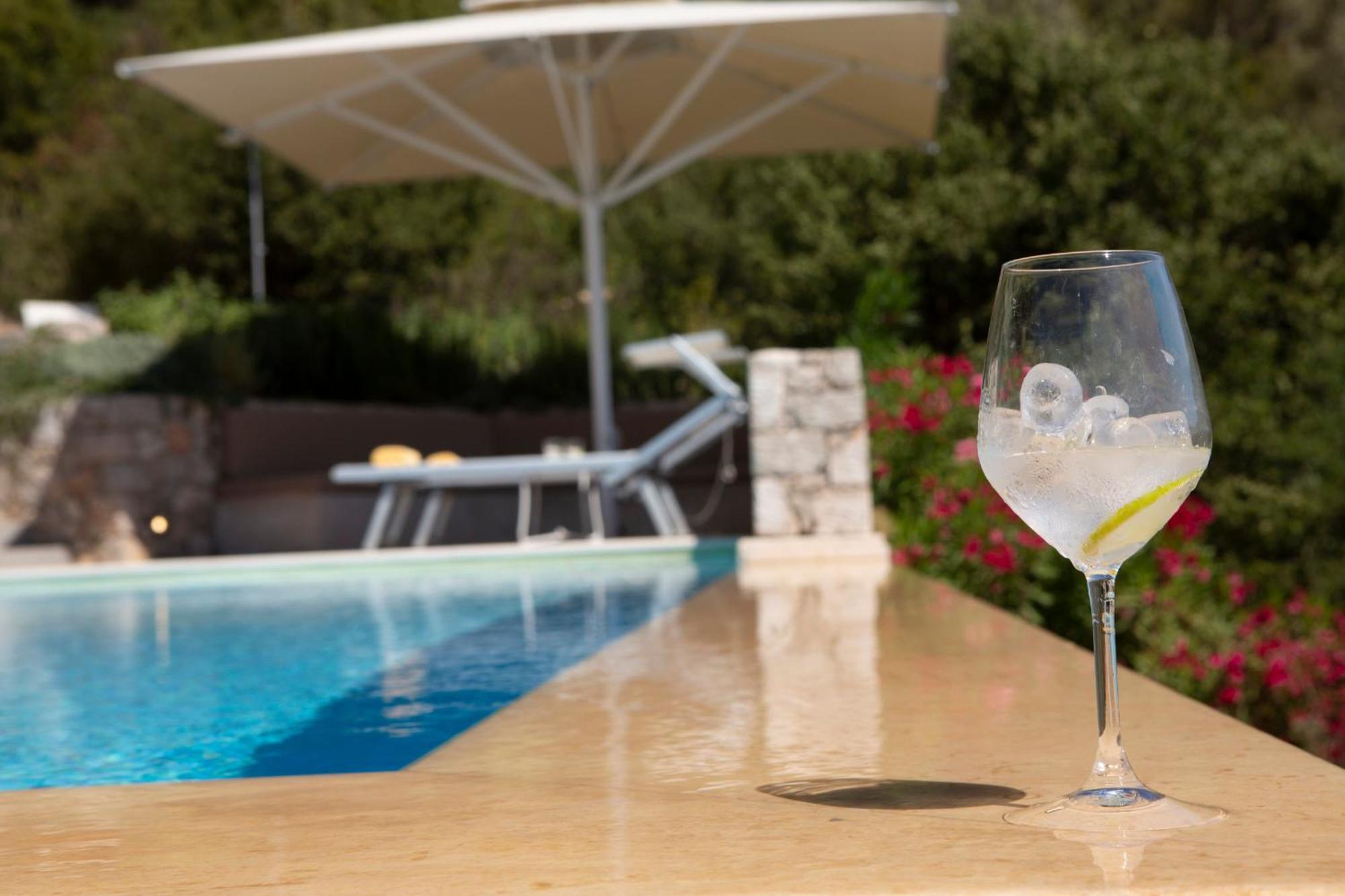 Villa Kastos - Stylish Luxury With Direct Sea Access