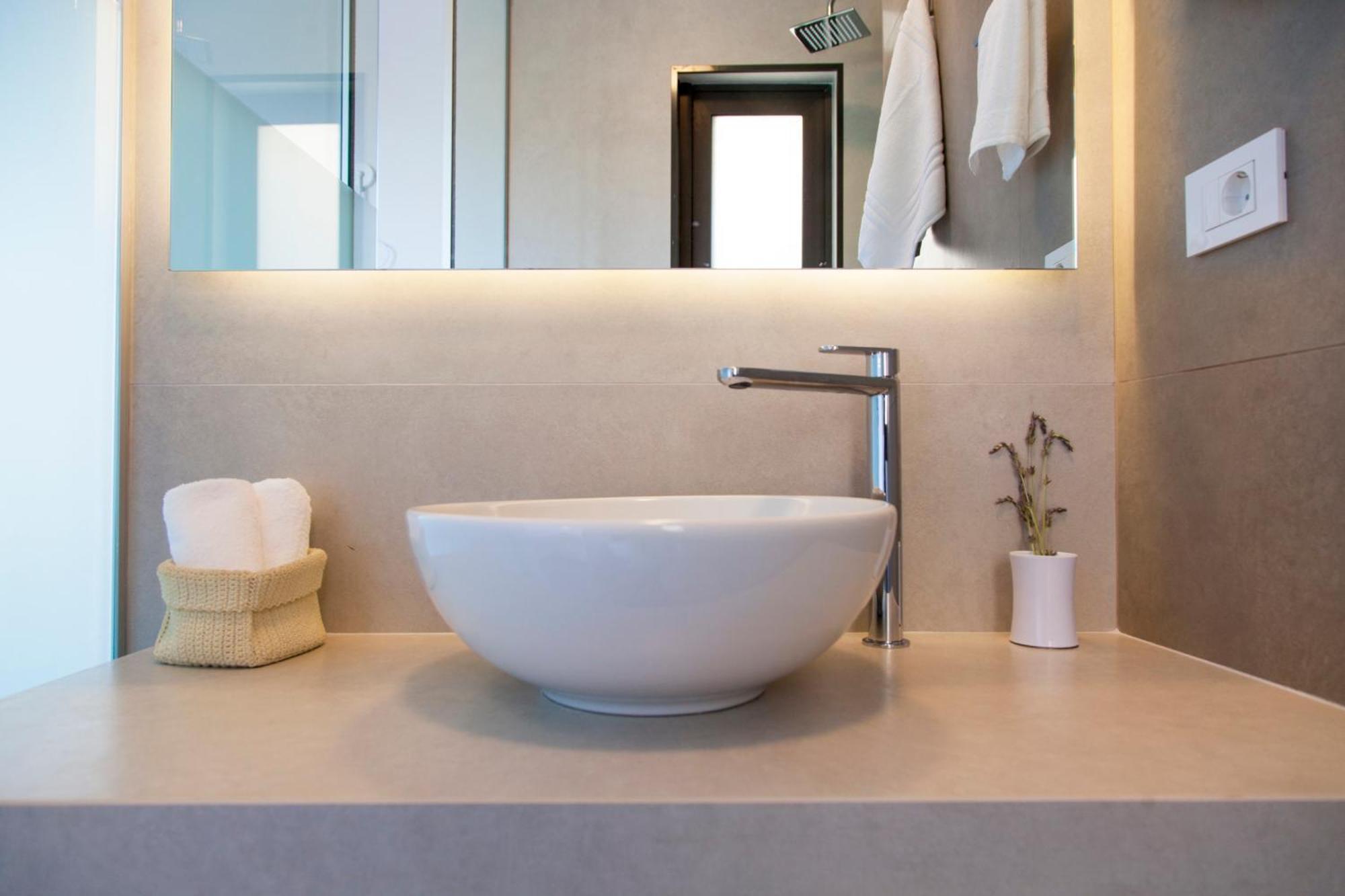 Kastos - Stylish Luxury With Direct Sea Access