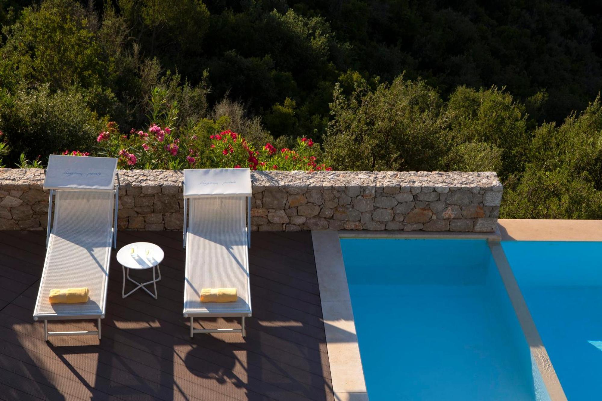 Villa Kastos - Stylish Luxury With Direct Sea Access