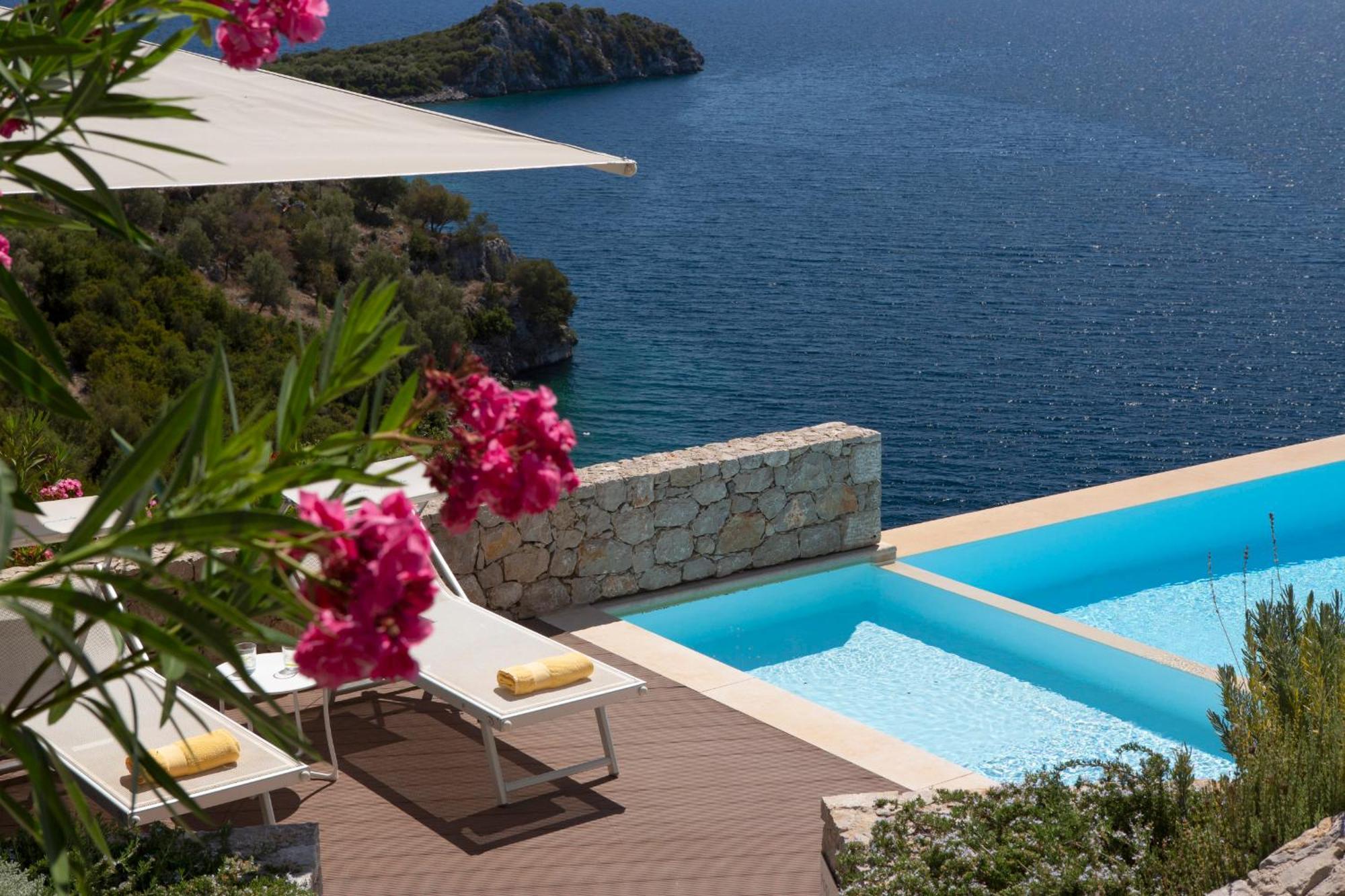 Villa Kastos - Stylish Luxury With Direct Sea Access *