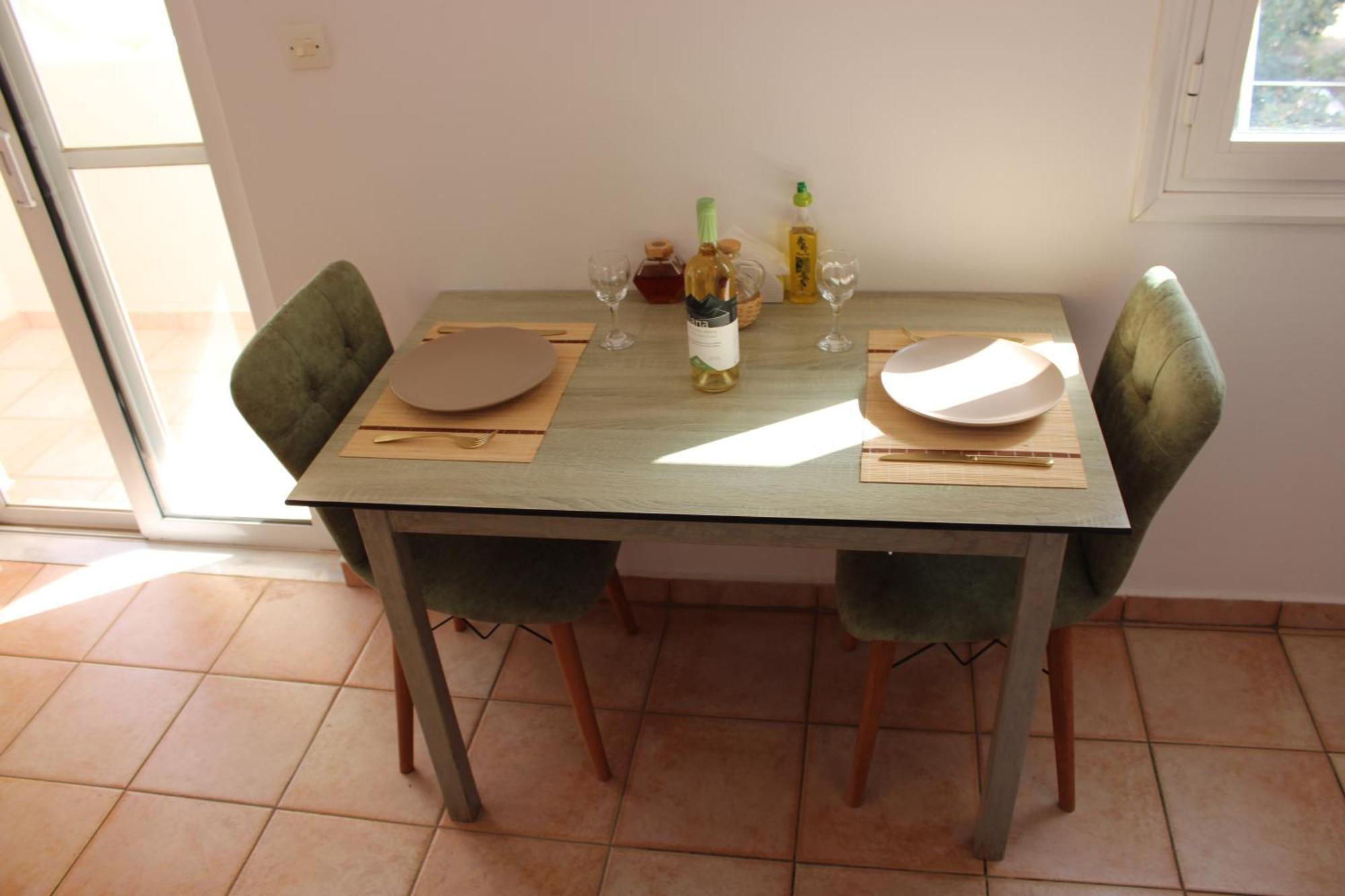 Square Apartment