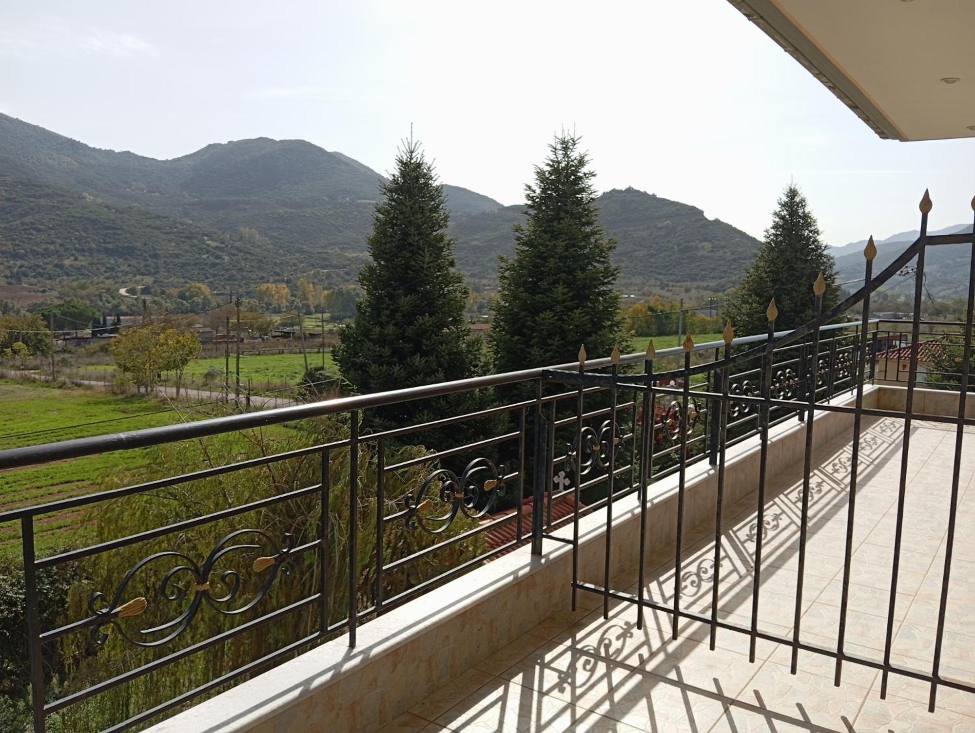 Guest house Valia *