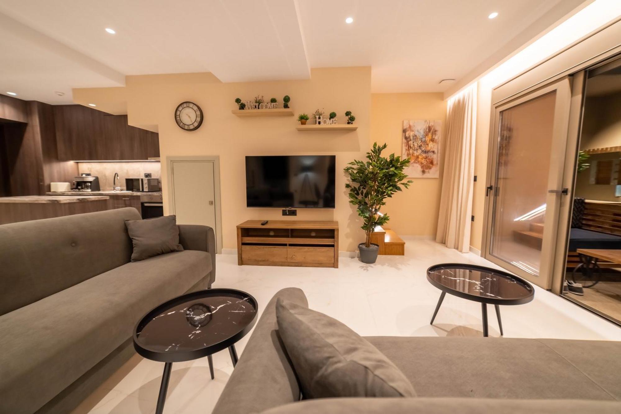 Villa Naturalia Grey Luxury - Private Pool - Sleeps 8 Hersonissos (Crete)