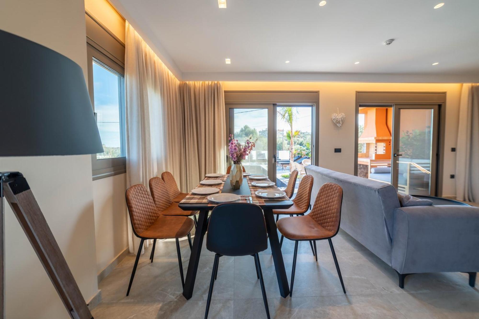 Naturalia Orange Luxury - Private Pool - Sleeps 8 *