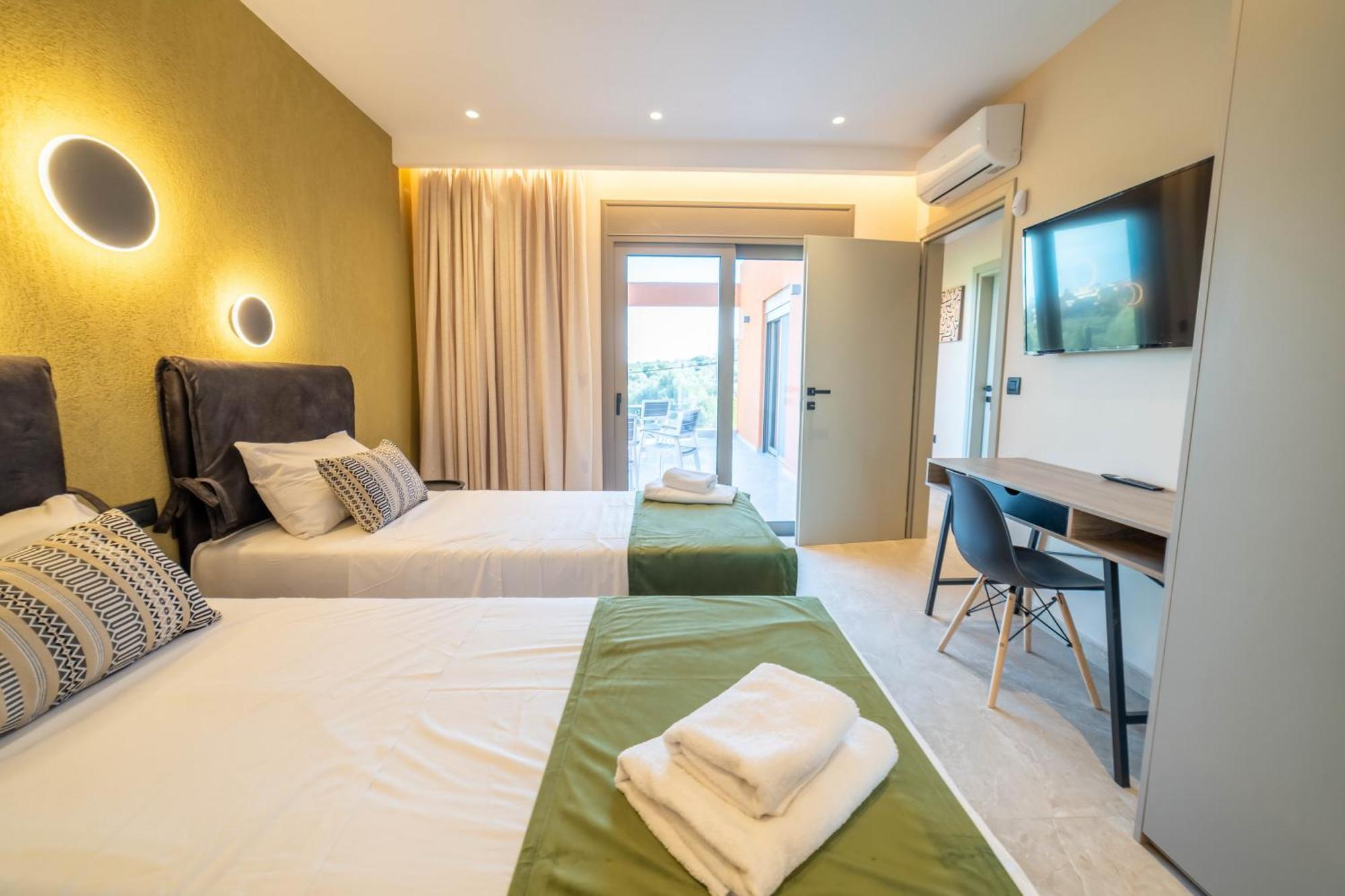Naturalia Orange Luxury - Private Pool - Sleeps 8 Villa Analipsi (Crete)