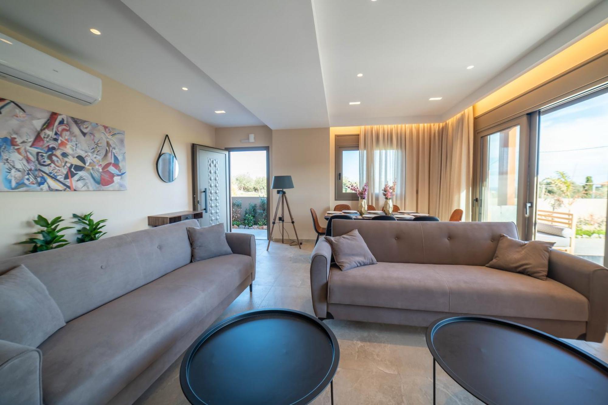 Naturalia Orange Luxury - Private Pool - Sleeps 8 Villa