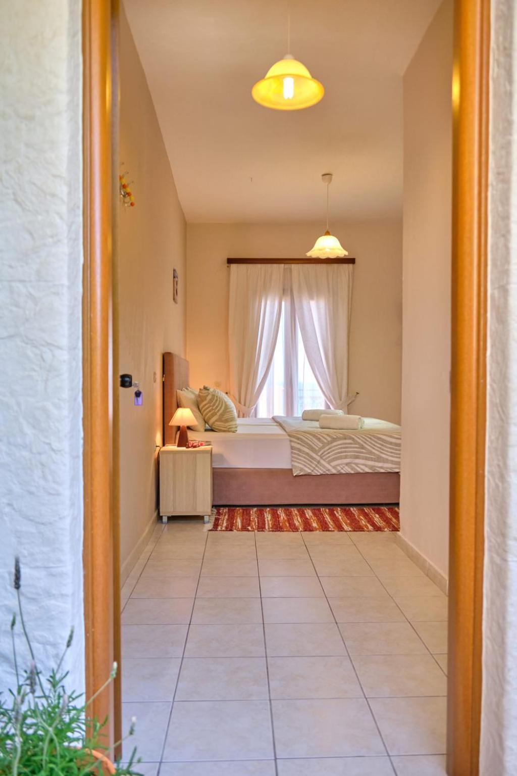 Houmis Apts & Guest house Agios Georgios Pagon