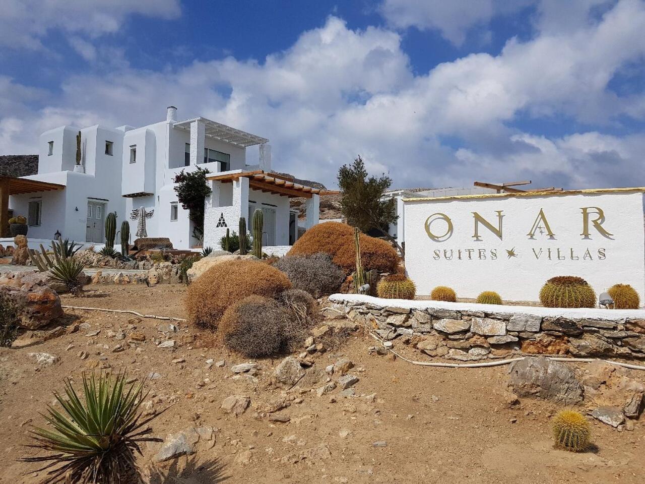 Onar & Villa Karavostasis (Folegandros)