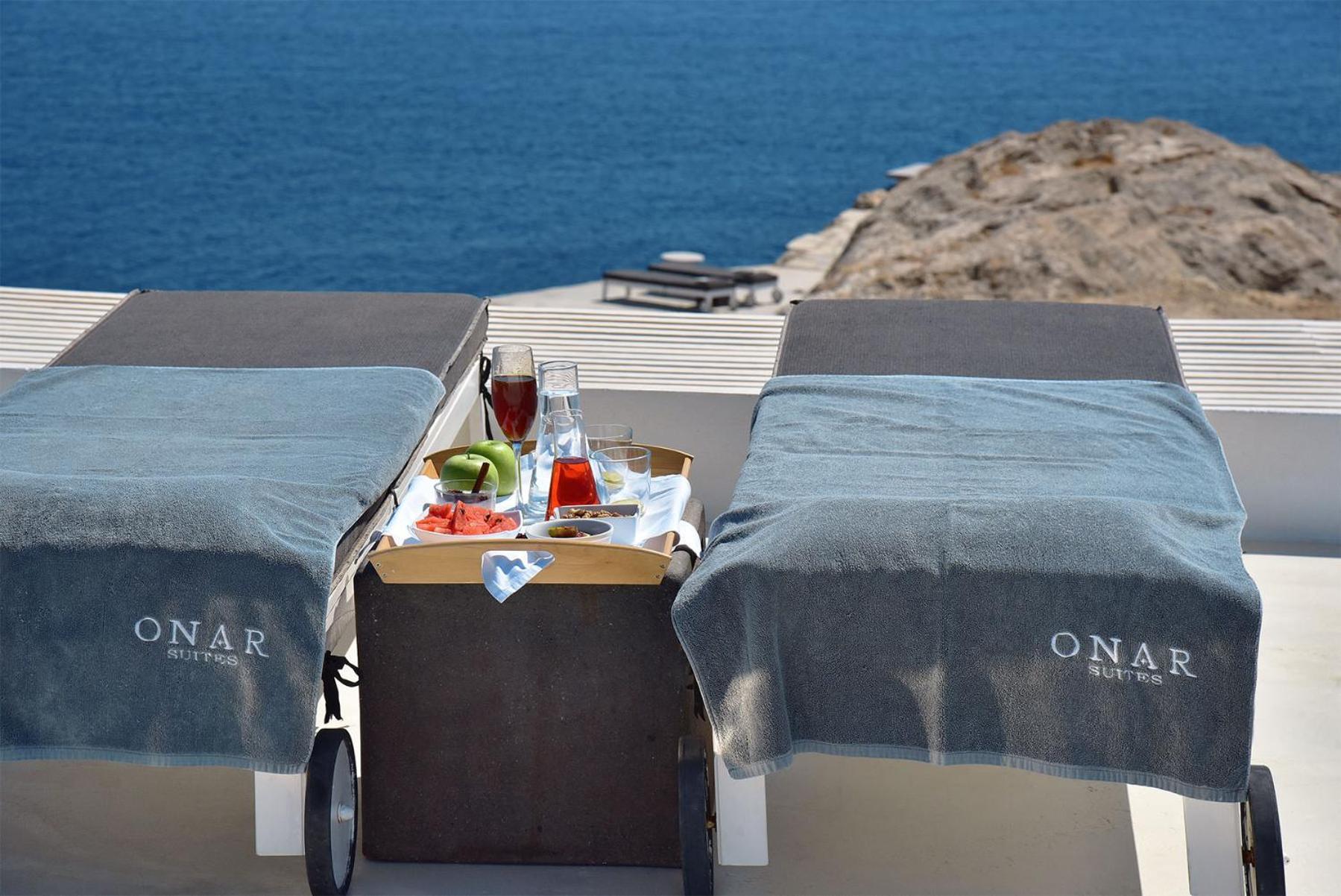 Onar & Villa *