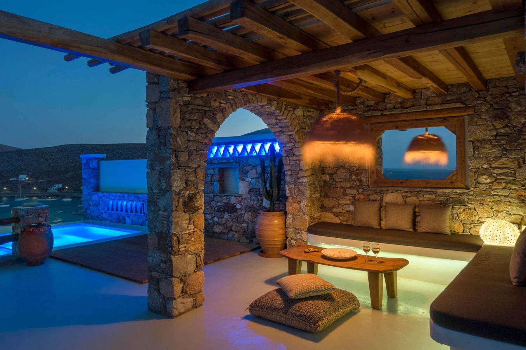 Onar & * Karavostasis (Folegandros)