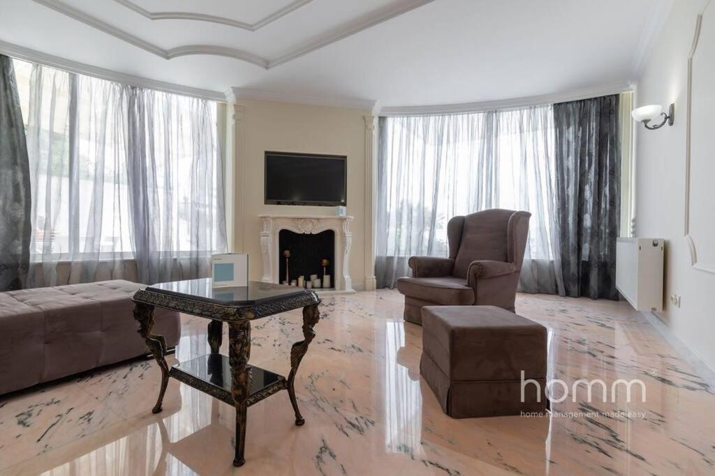 Luxurious Family Friendly Villa