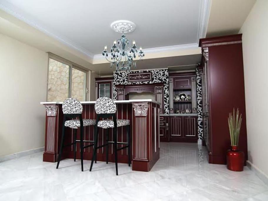 Villa Luxurious Family Friendly Anavyssos