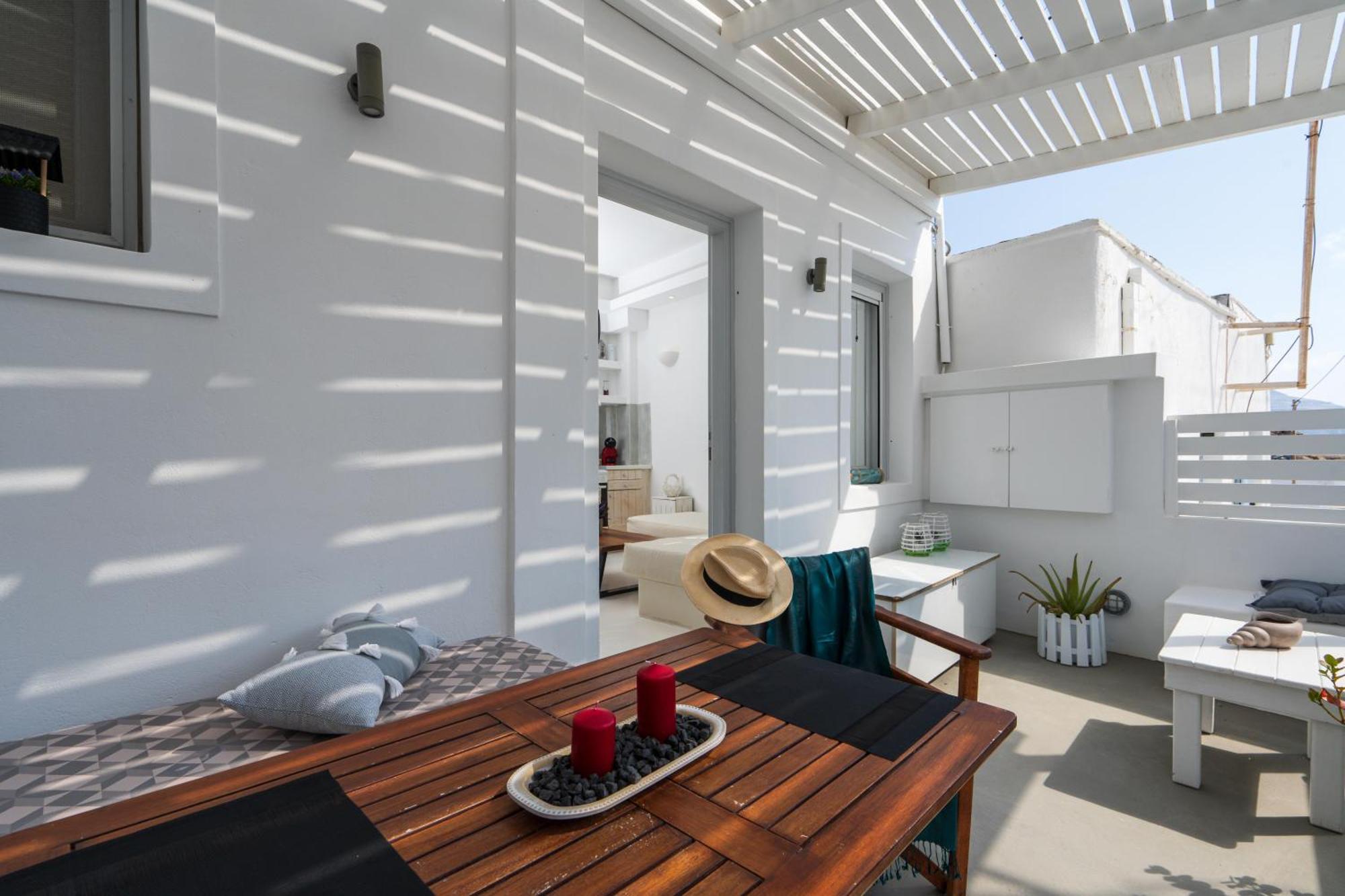 Santorita Suites Hotel