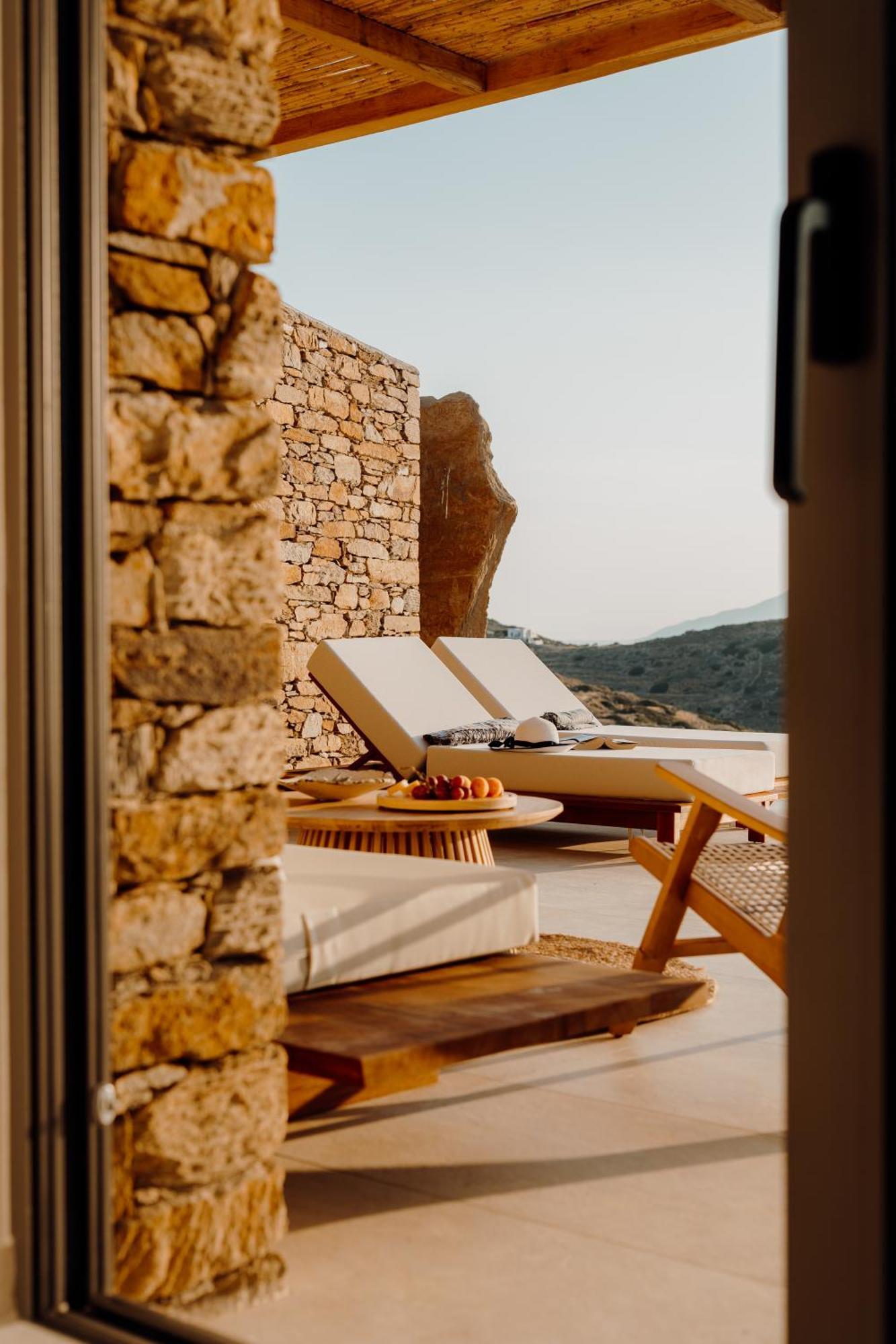 Mirabilis Villa