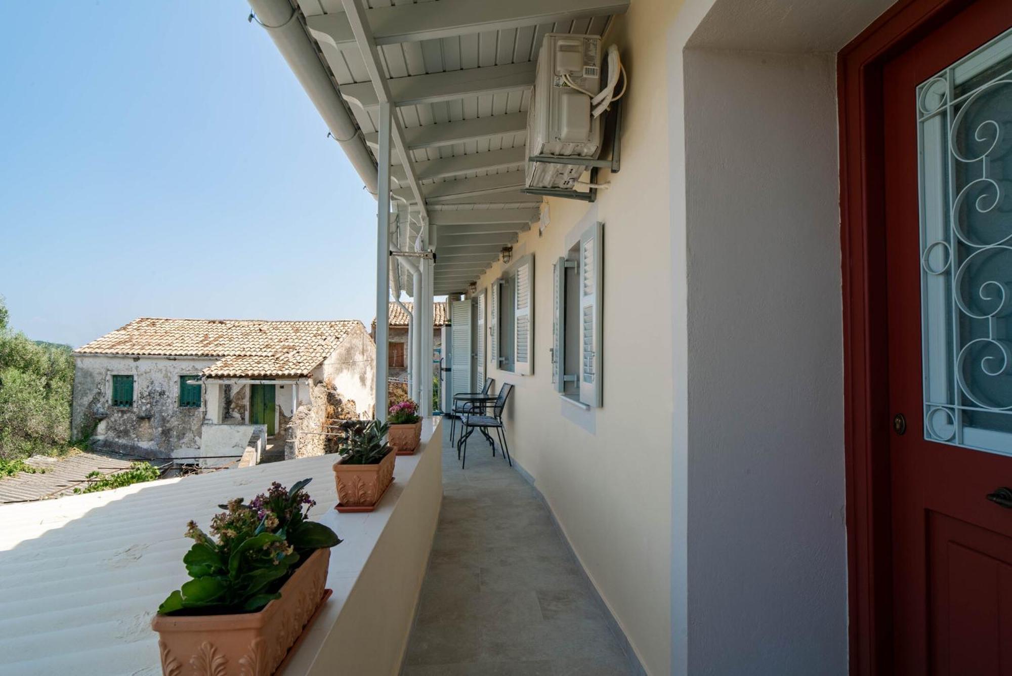 Mountain Seaview Apartment *
