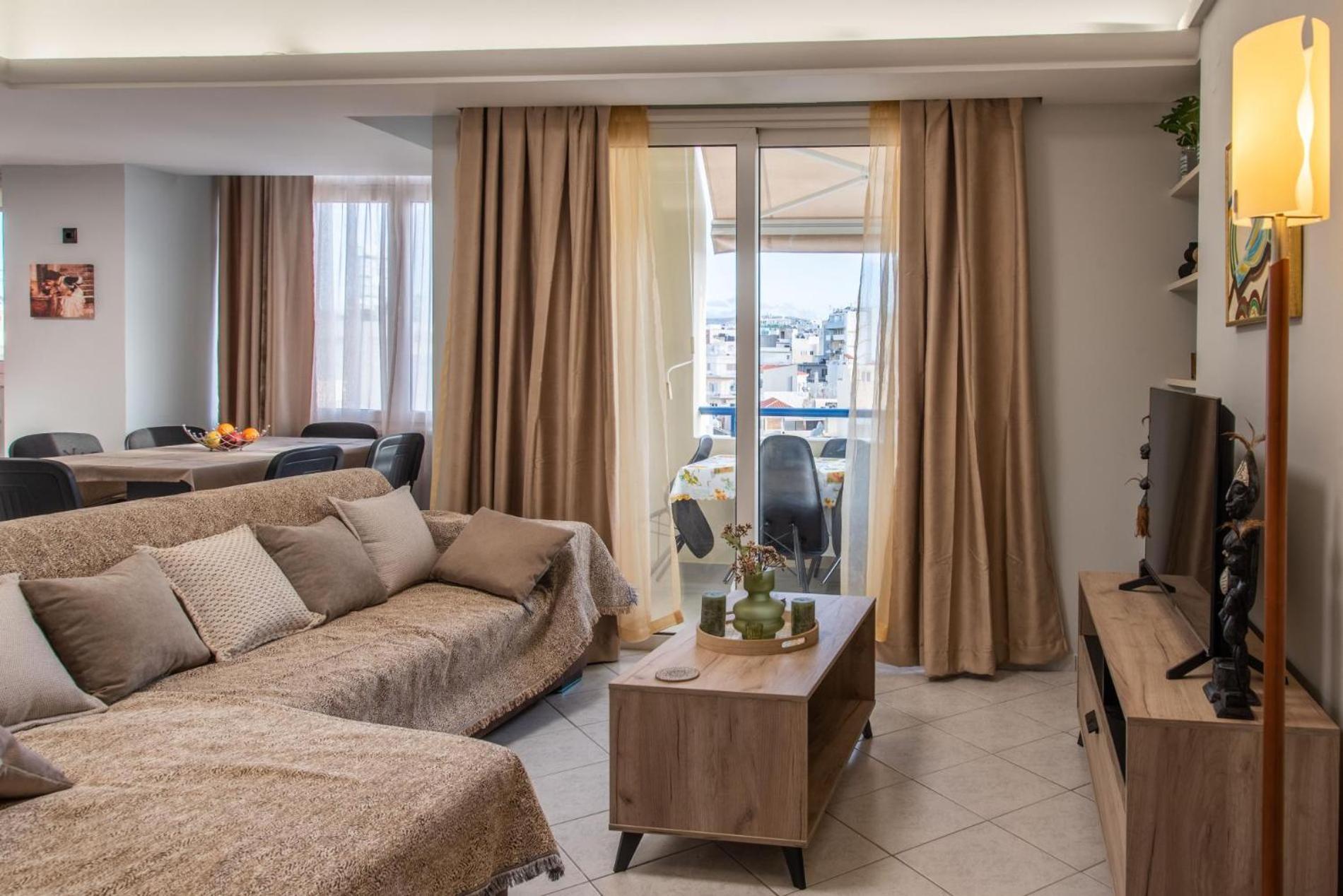 Sky 7 View Apartment Heraklion (Crete)