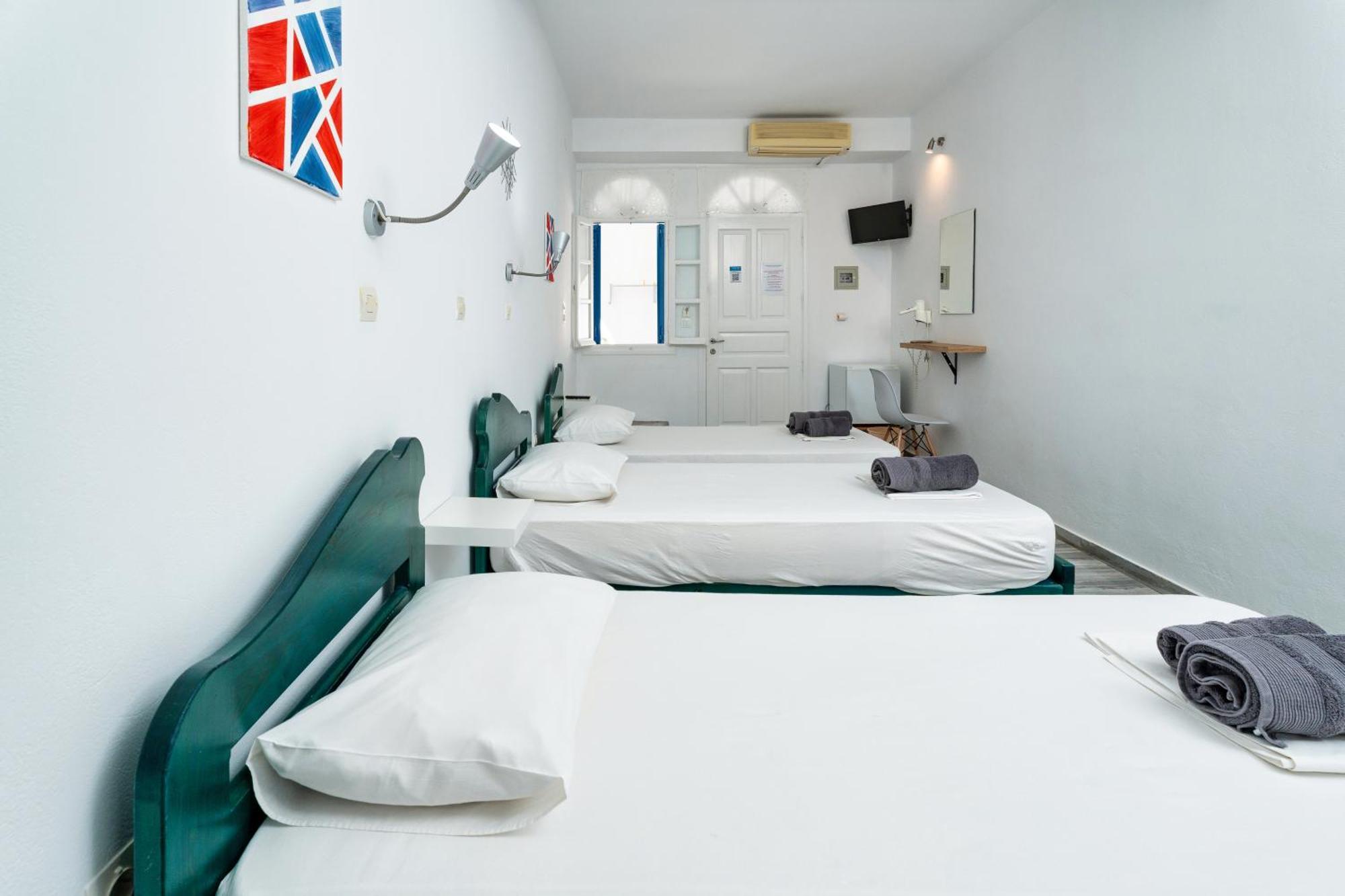 Hostel Palm Chora (Ios)