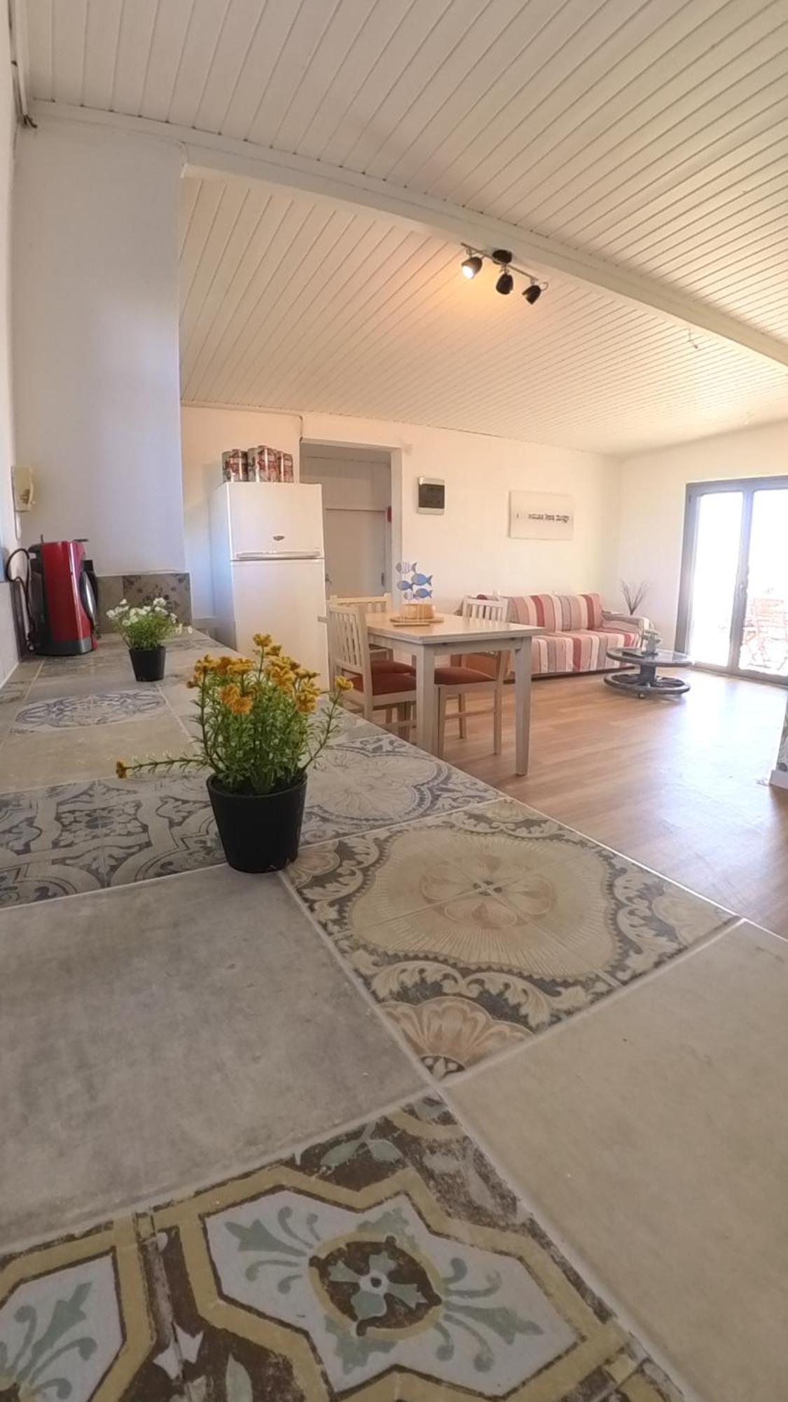 Holiday home Beachfront 2br Garden Bbq Seaview Quietretreat *