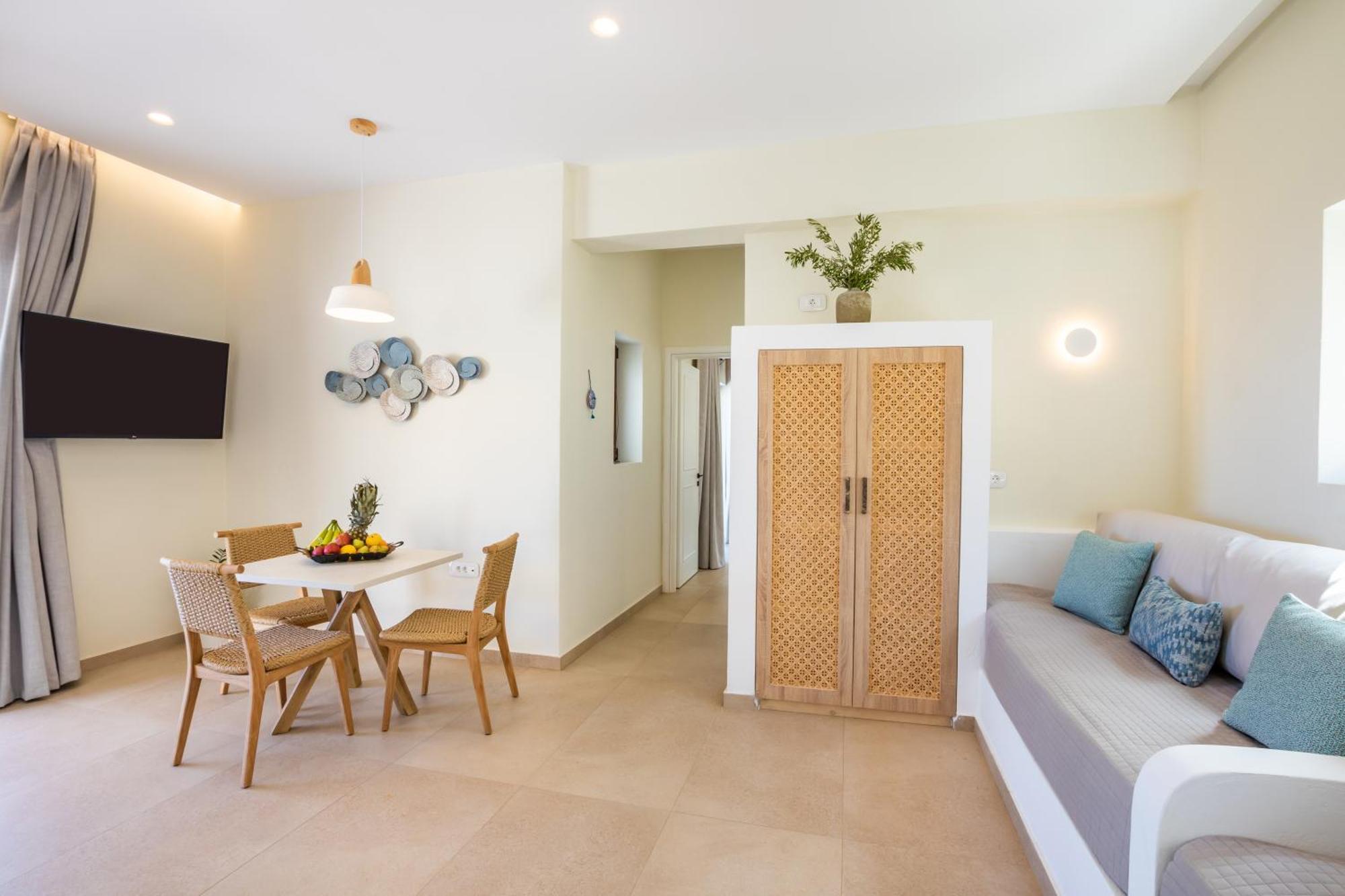 Mertelia Luxury Villa Kyra Panagia
