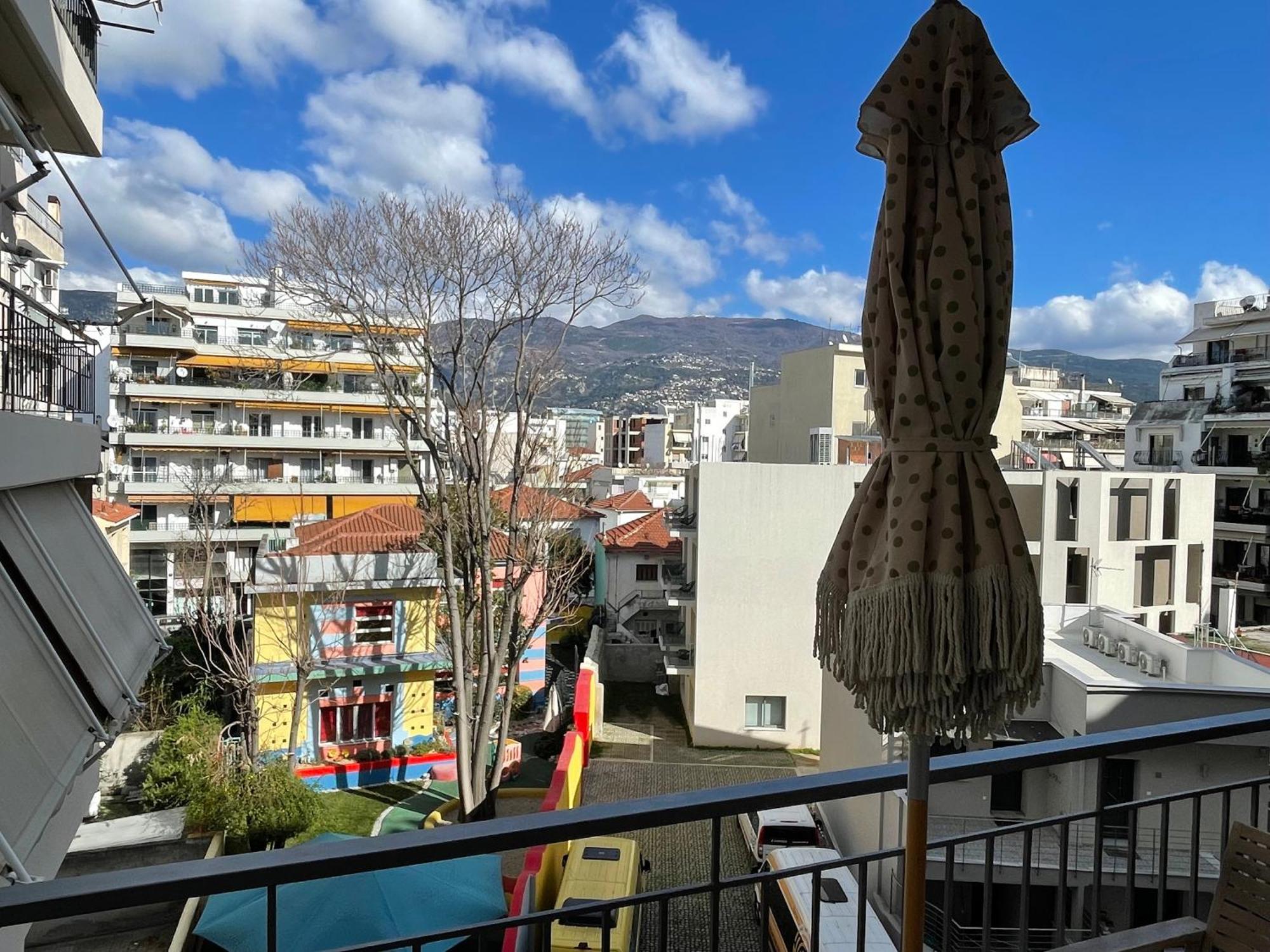 Chic & Comfort Homes In # 3 * Volos