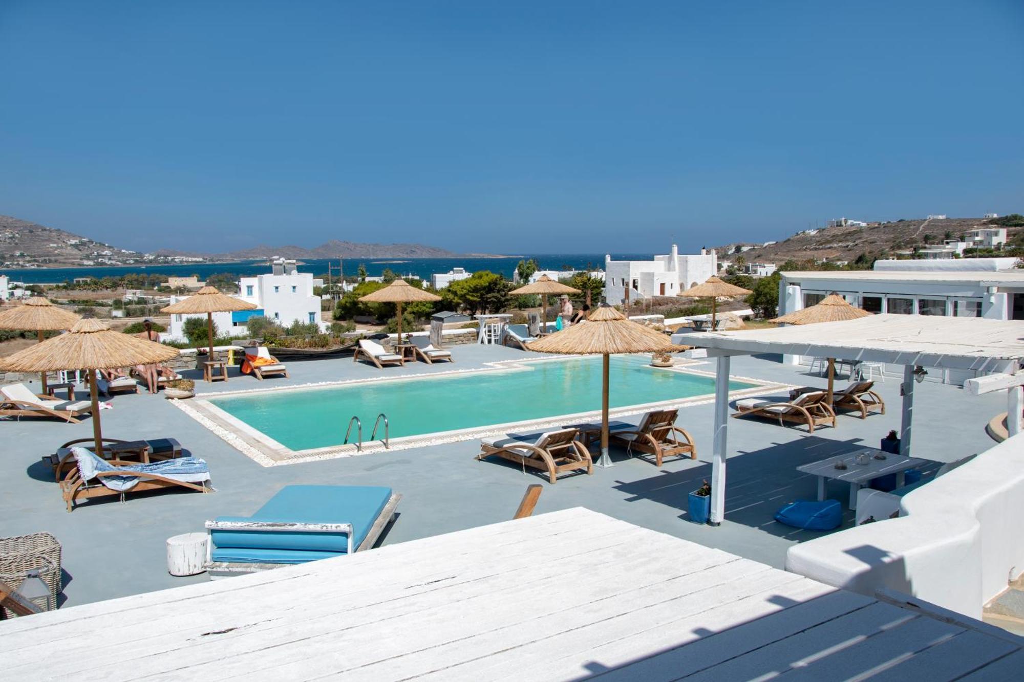 Anemoi 4* Naousa (Paros)