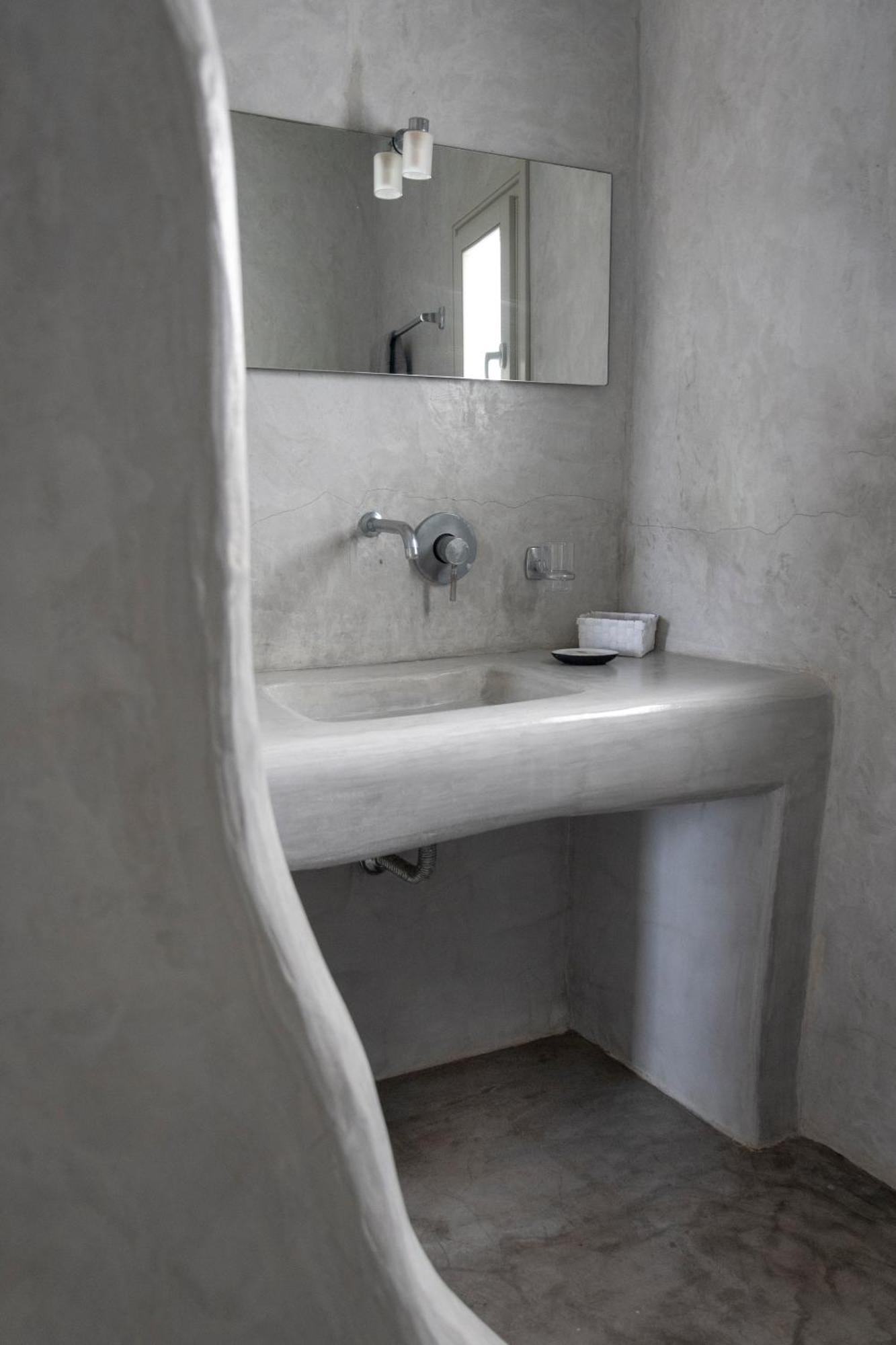 Anemoi Aparthotel Naousa (Paros)