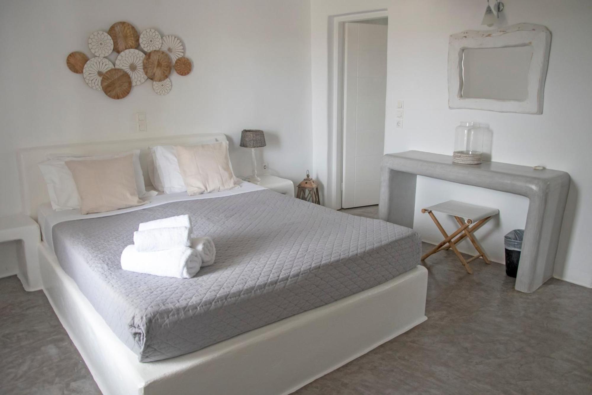Anemoi Aparthotel