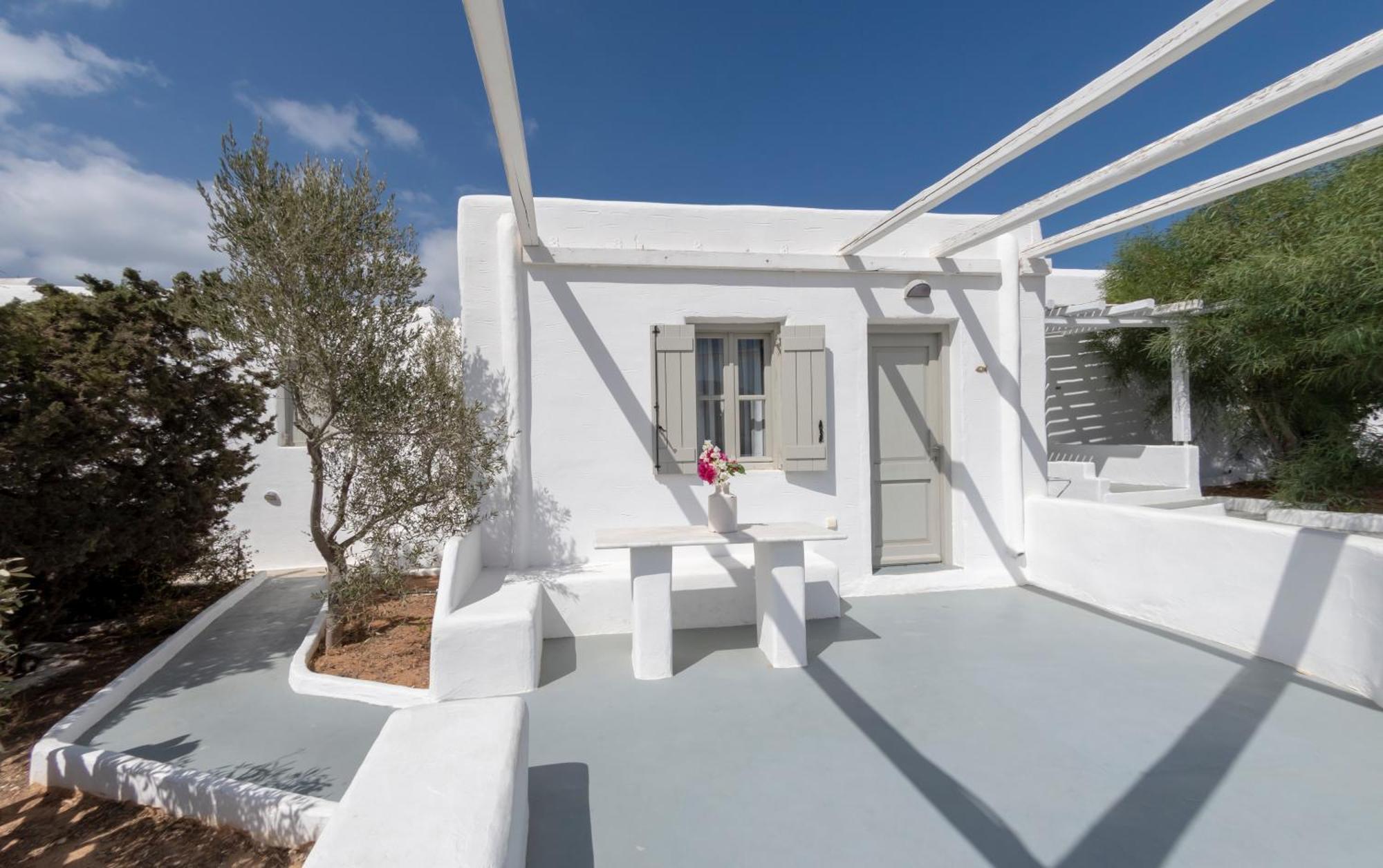 Aparthotel Anemoi 4*
