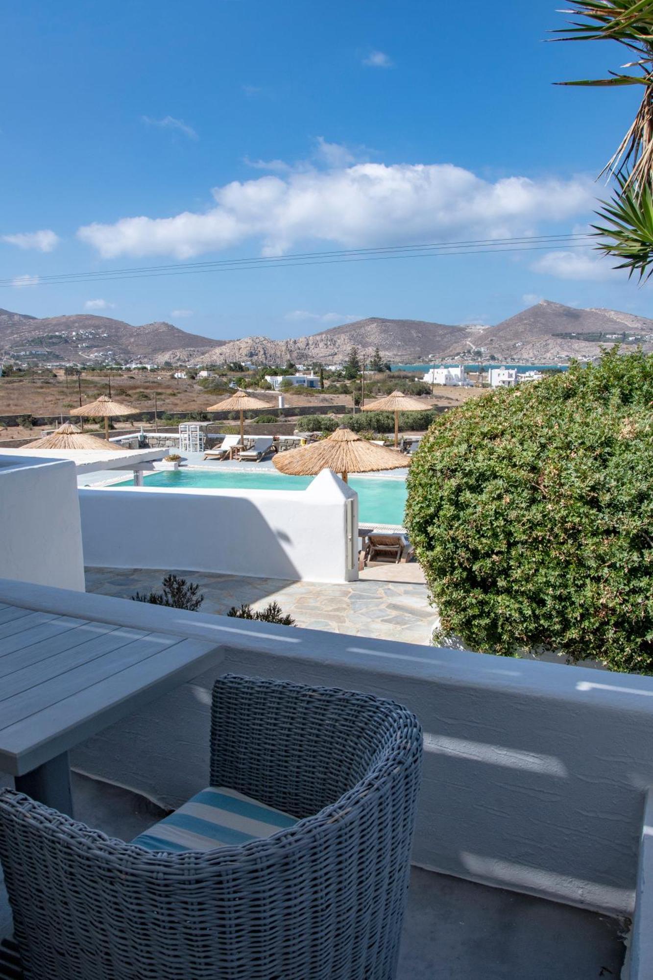 Anemoi Aparthotel