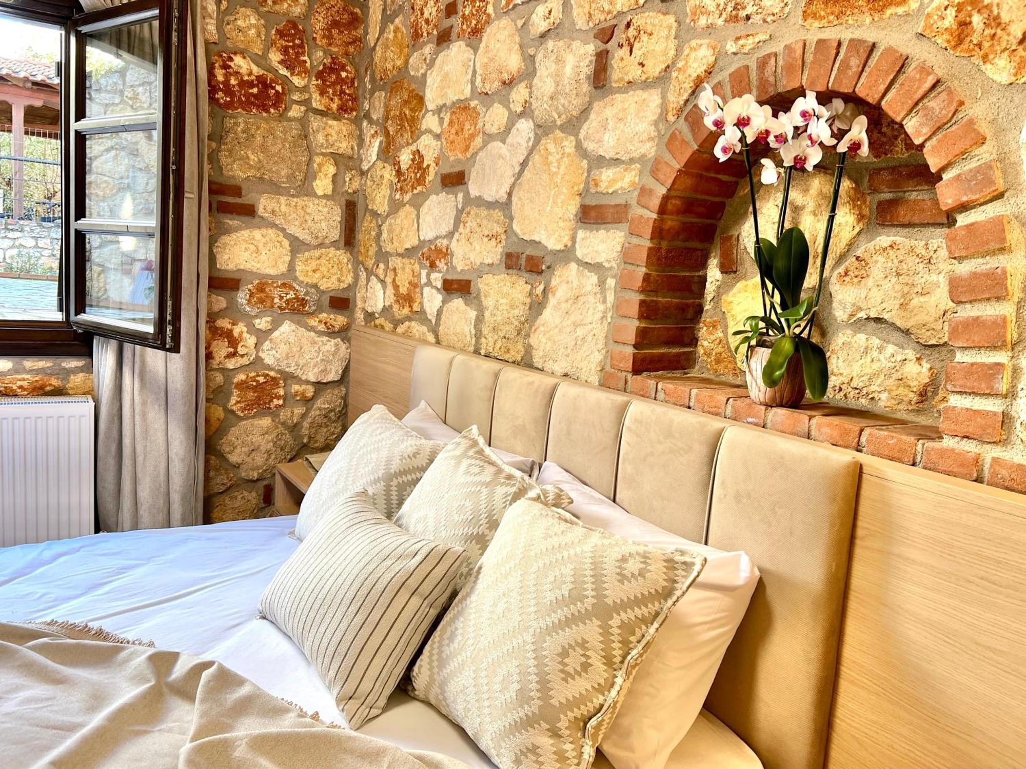 Boutique Stone House * Psakoudia