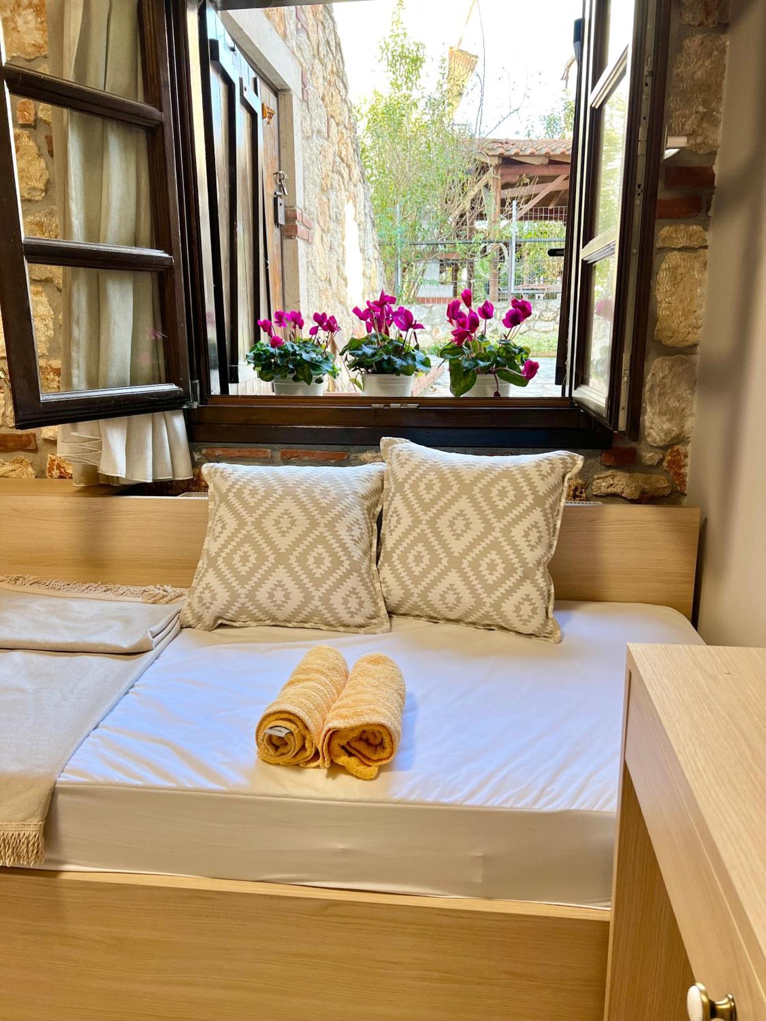 Boutique Stone House Psakoudia