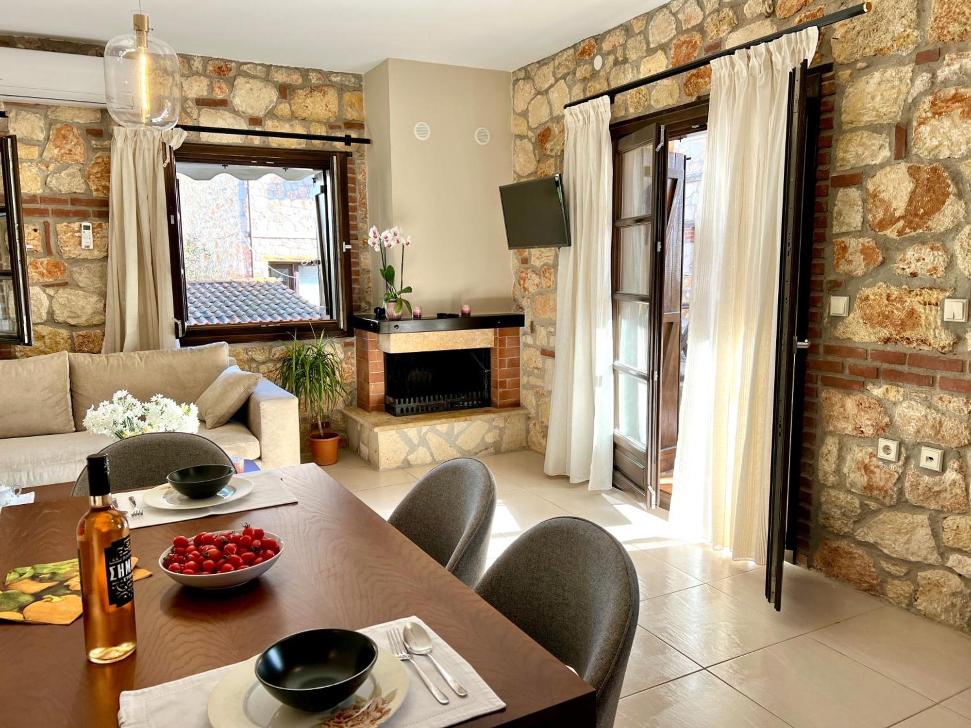 Boutique Stone House Country house *