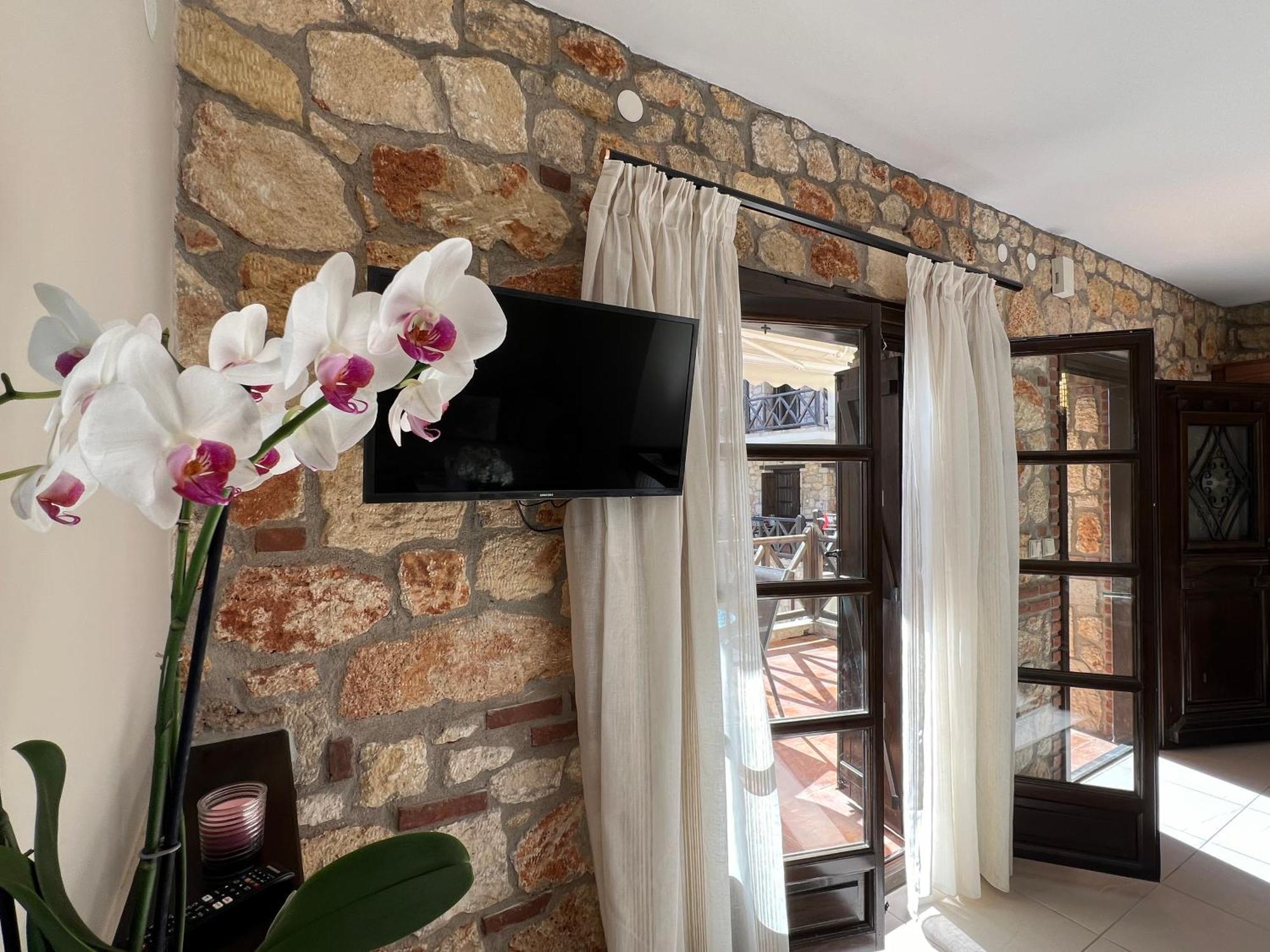 Boutique Stone House Country house *