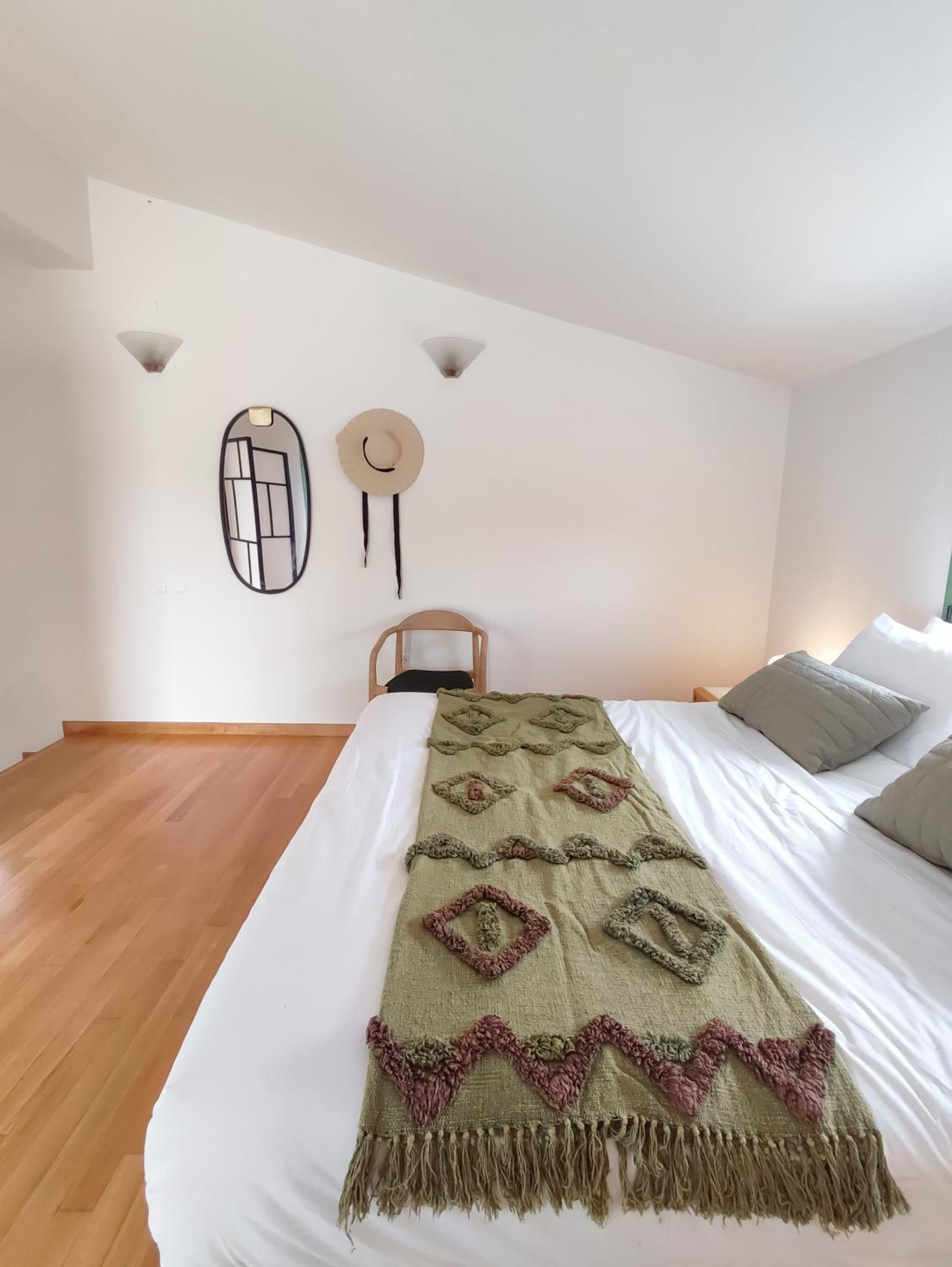 Apartment Keronia House *