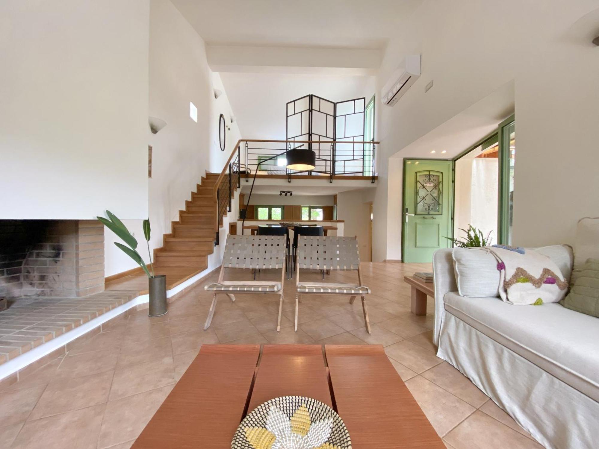 Apartment Keronia House