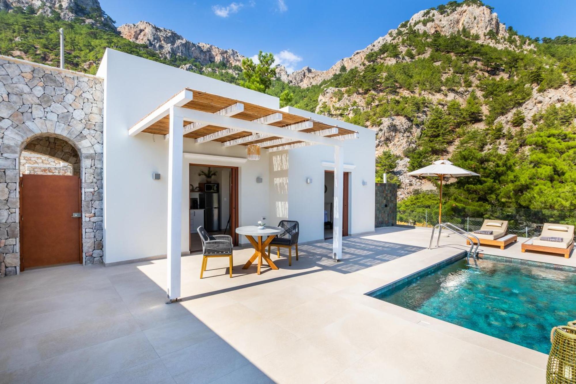 Mertelia Luxury Villa