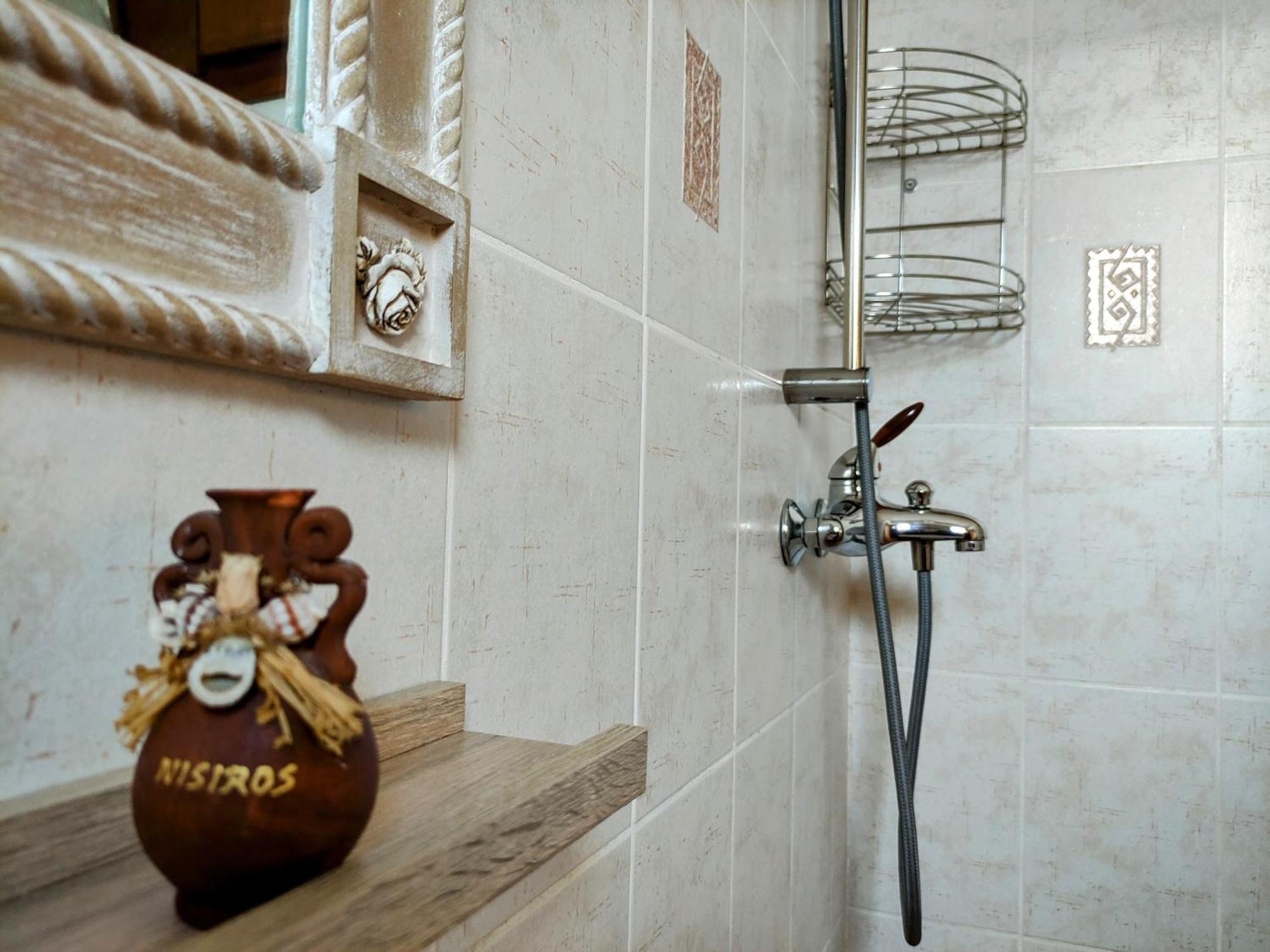 «astrofeggia» A Private Stone House Nature-seaview * Mandraki (Nisyros)
