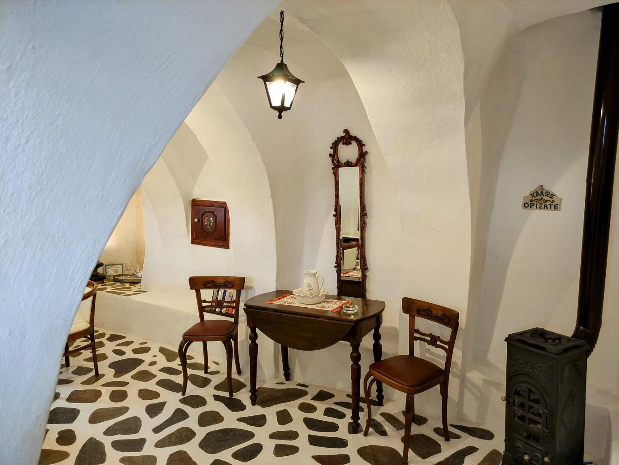 Holiday home «astrofeggia» A Private Stone House Nature-seaview Mandraki (Nisyros)