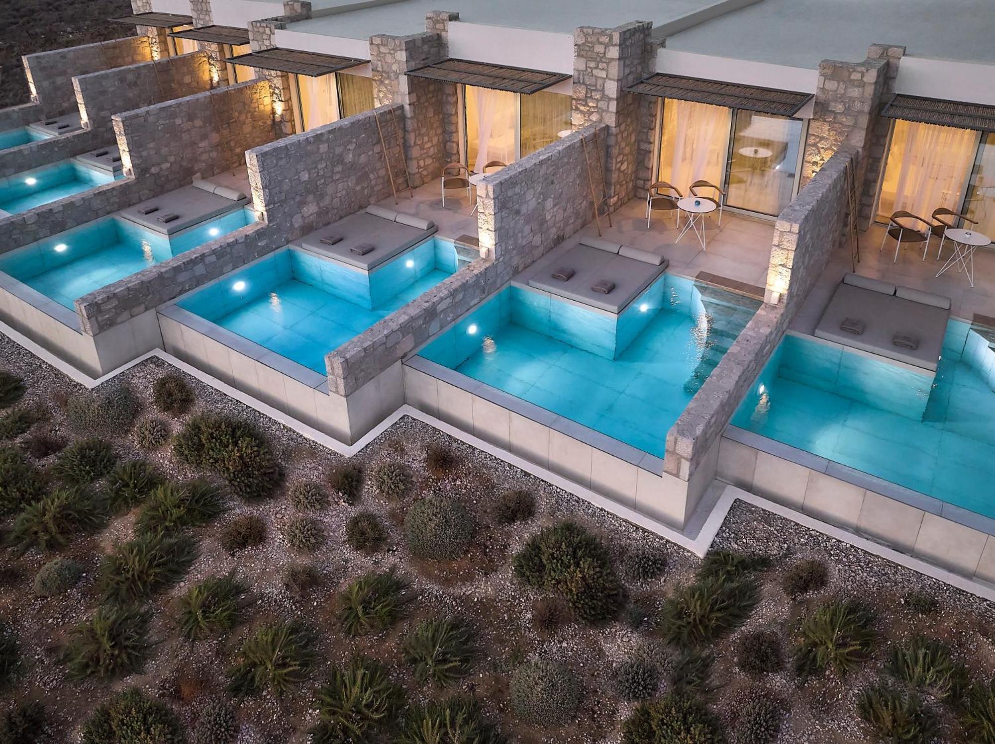 Civitas Milos Hotel