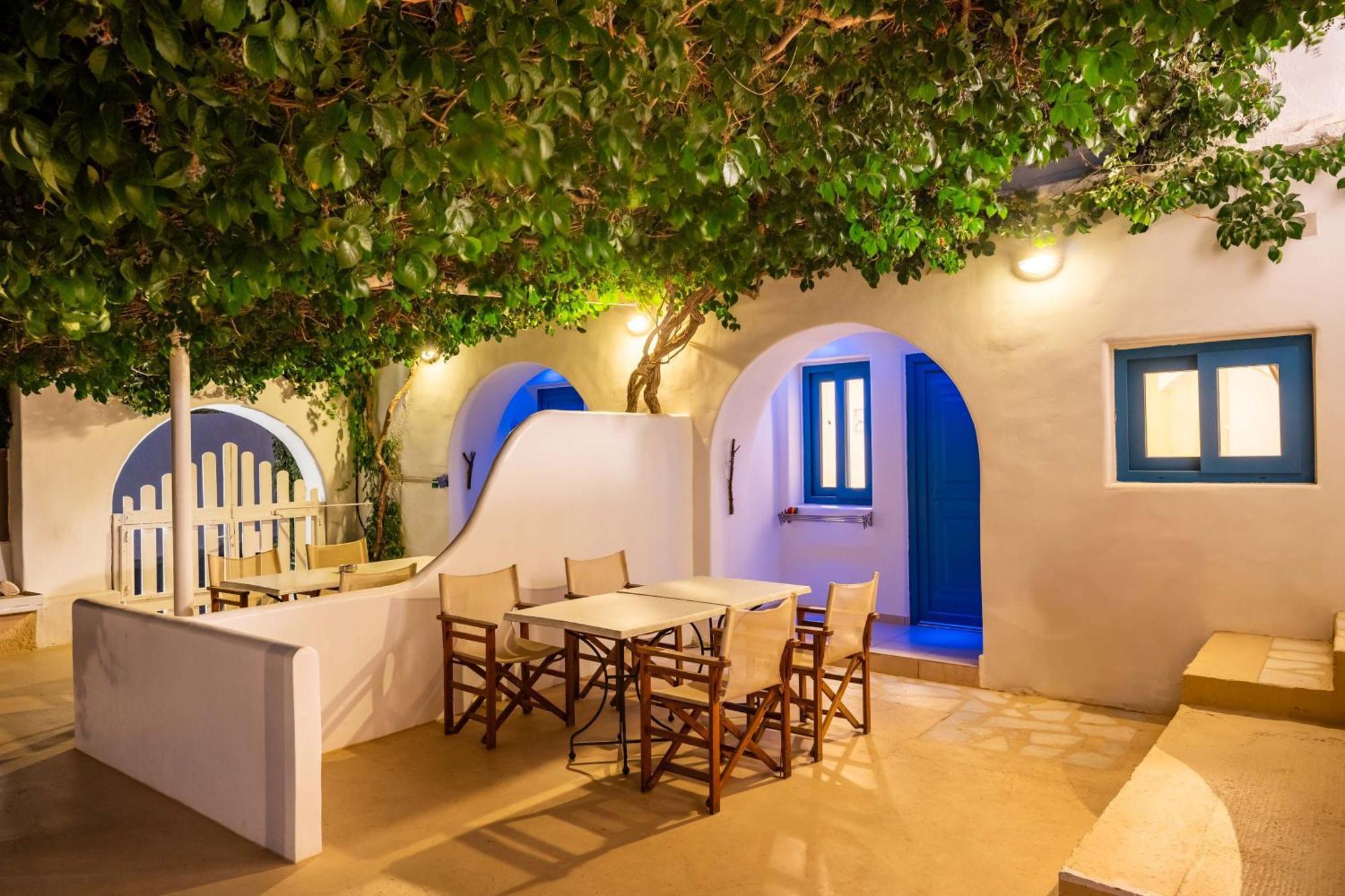 Fanari Art Aparthotel