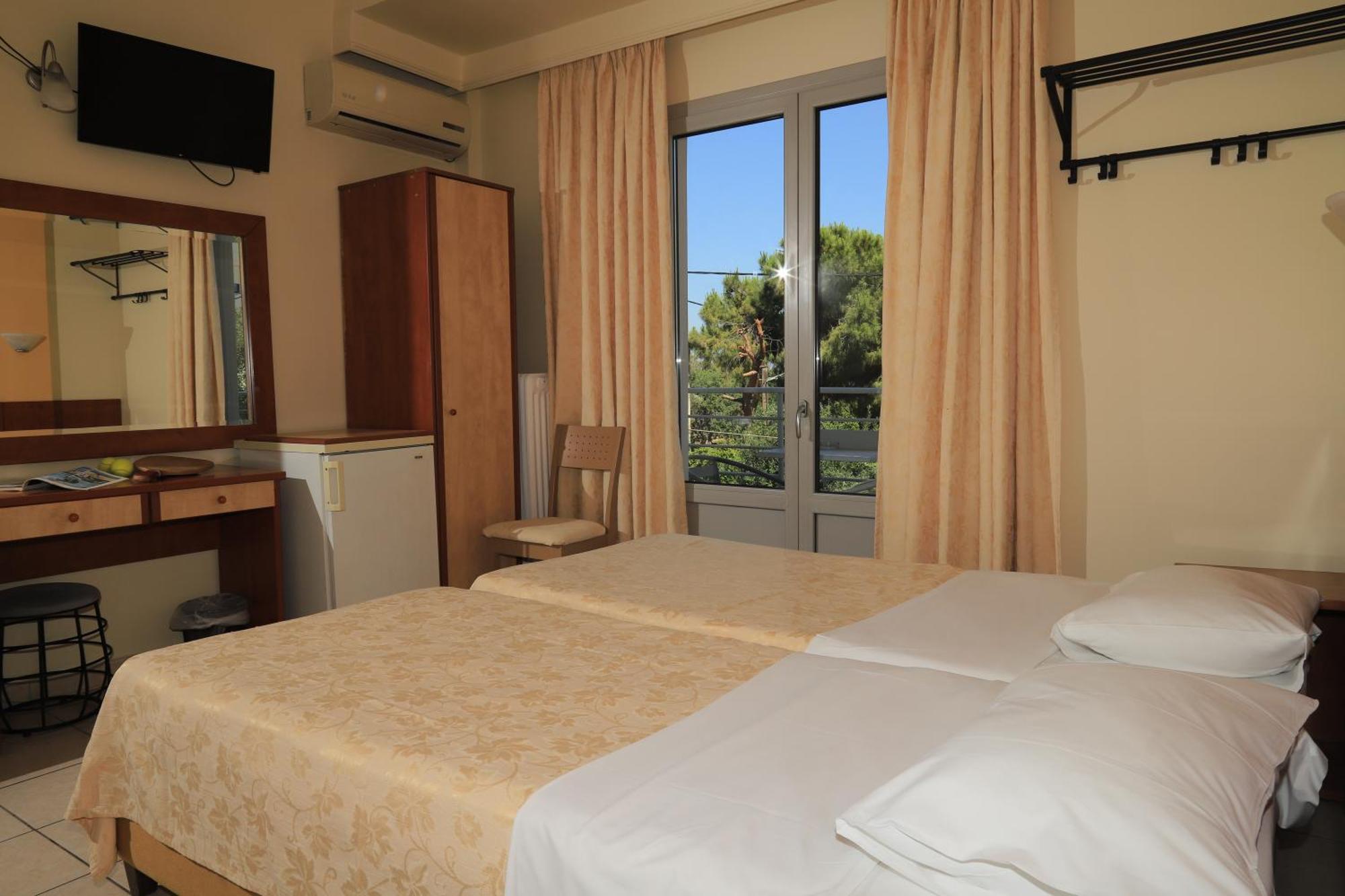 Hotel Ikaros Elliniko 2*